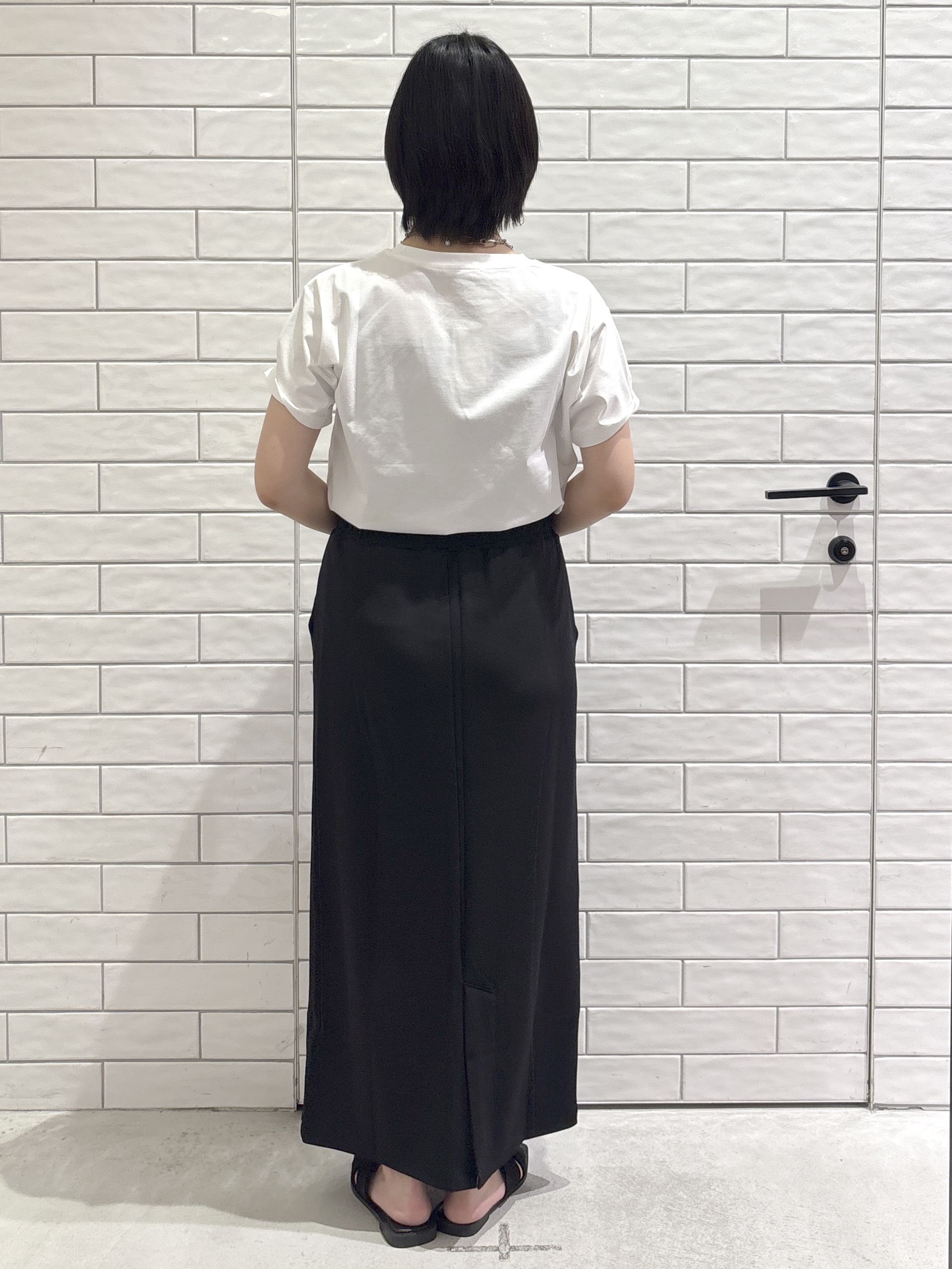 ayumiさんの「OPAQUE.CLIP｜ロゴプリント＆刺繍Tシャツ【洗濯機OK】」を使ったコーディネート
