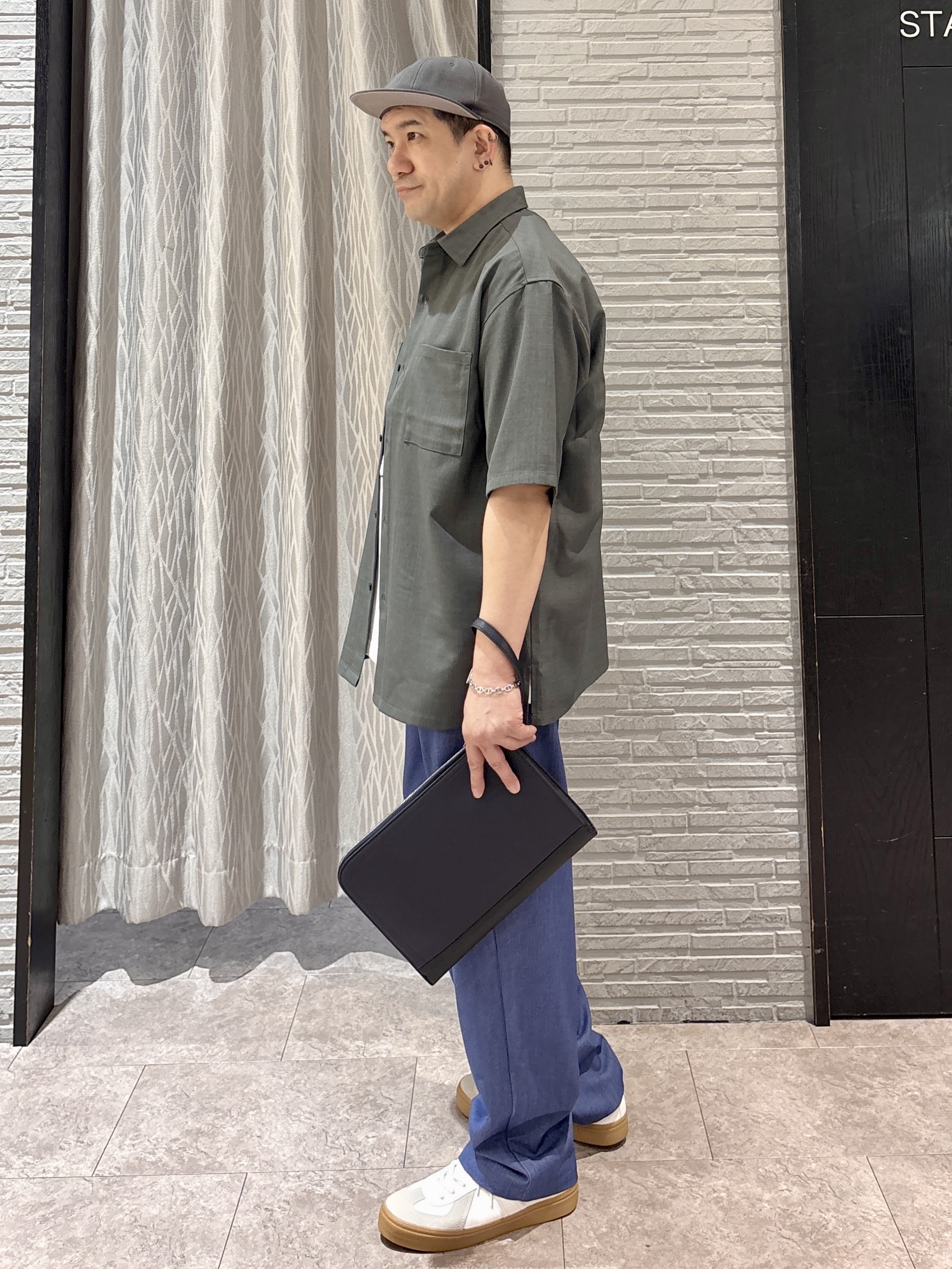 Pーyamaさんの「THE SHOP TK｜LITE TEX ダブルフラップ半袖シャツ 接触冷感/吸水速乾/UVカット/アンチピリング/イージー」を使ったコーディネート
