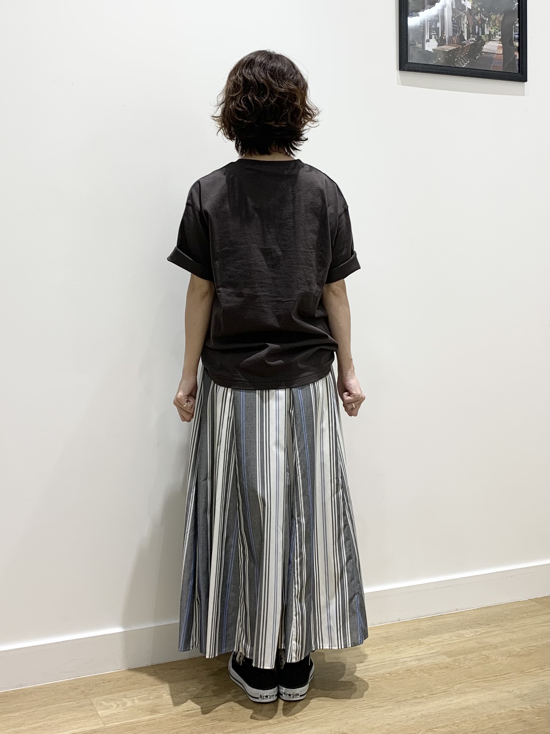 IMARIさんの「Dessin｜【ユニセックス/洗える】オーガニックロゴTシャツ」を使ったコーディネート