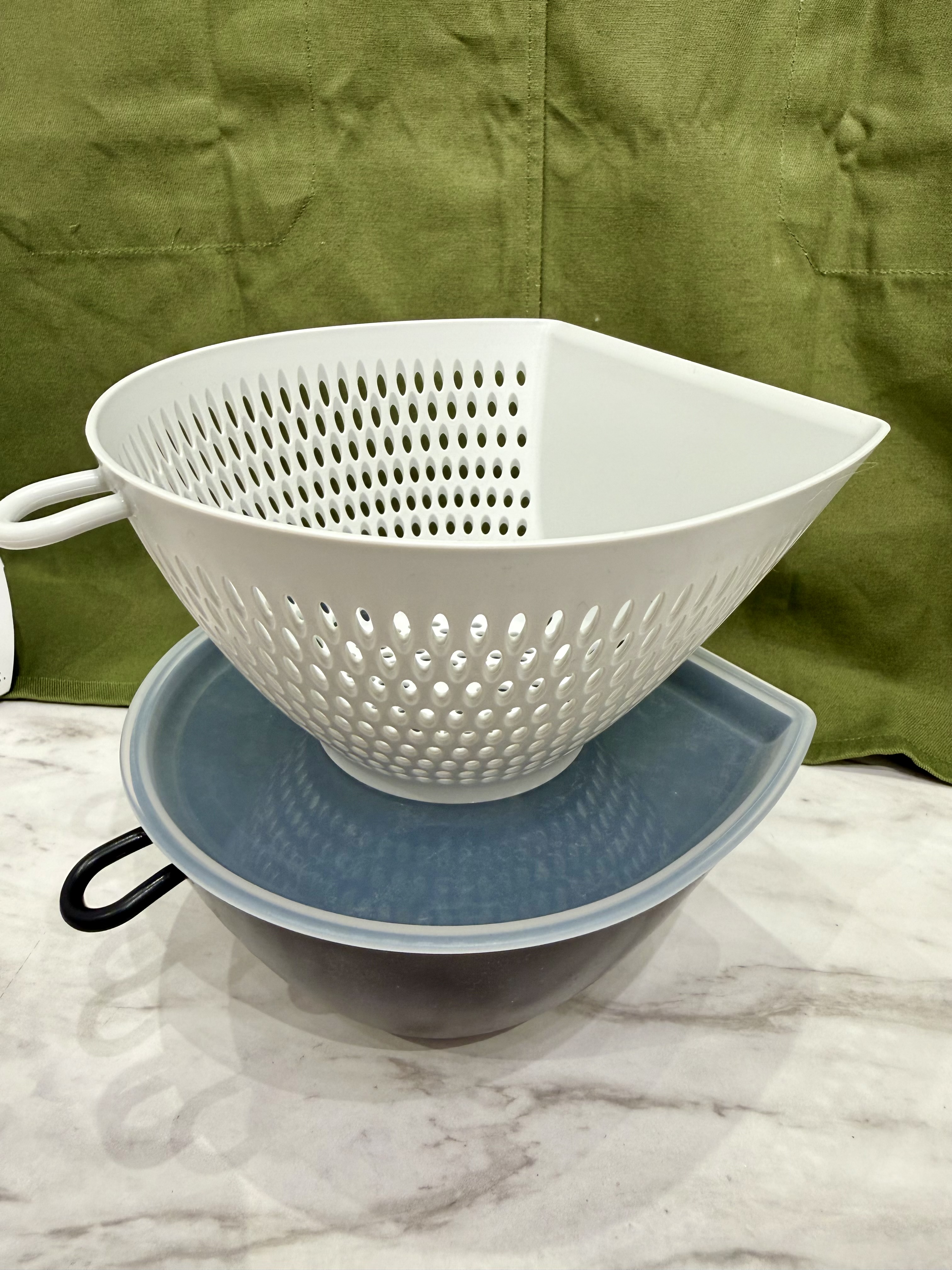 きのこさんの「212 KITCHEN STORE｜チリトリザルボウル L フタ付き」を使ったコーディネート