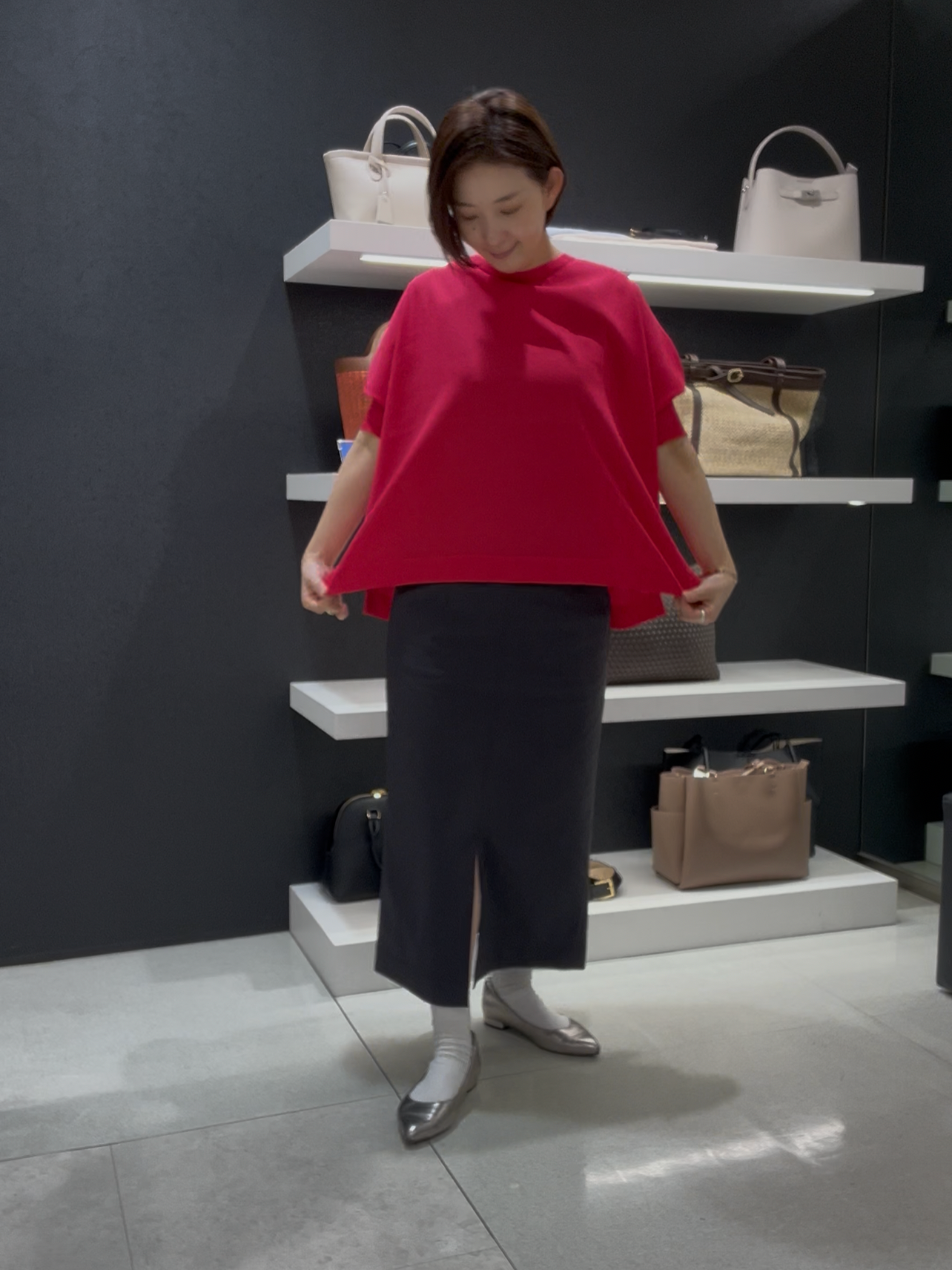 まどかさんの「UNTITLED｜【手洗い可／日本製】ハイウエストタイトスカート」を使ったコーディネート