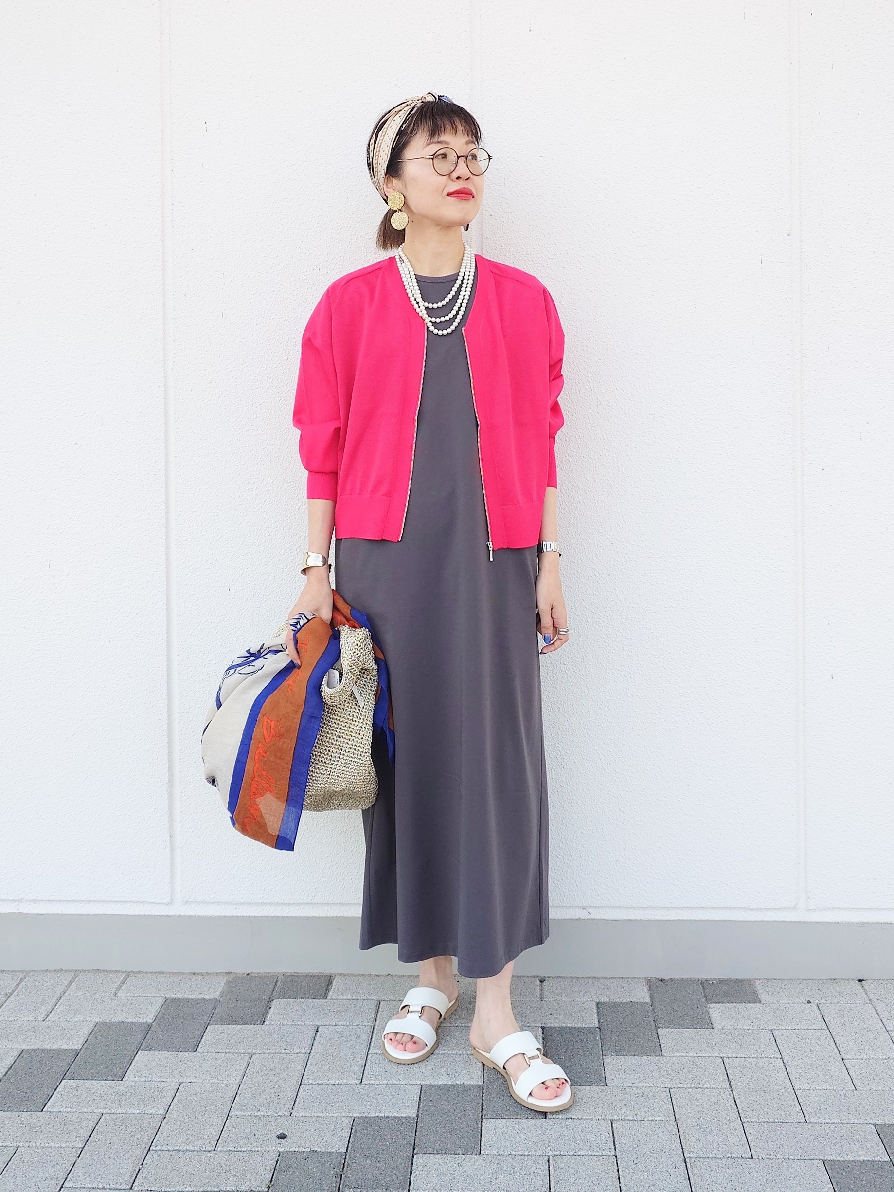 MUTSUKOさんの「UNTITLED｜【アンサンブル可/日除け・冷房対策】シアーレーヨンZIPカーディガン」を使ったコーディネート
