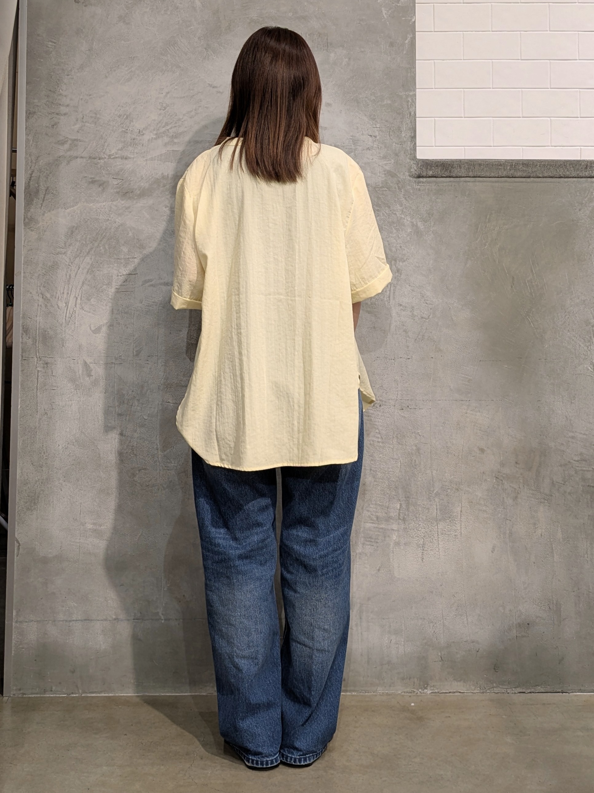  E.Yさんの「THE SHOP TK｜【M-XL/刻みネックですっきり見え】Wポケット金ボタン 5分袖シャツ」を使ったコーディネート