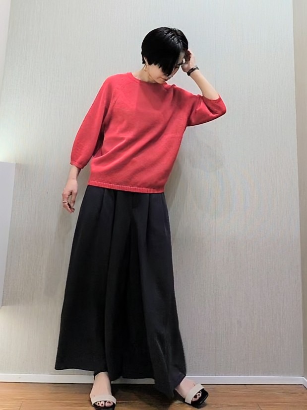 ミズタさんの「UNTITLED｜【洗える/ゆったり】クルーネックドライニット」を使ったコーディネート