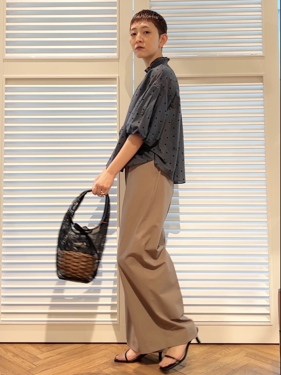OCHIAIさんの「DRESSTERIOR｜【接触冷感/セットアップ可】２WAYストレッチ ワイドパンツ」を使ったコーディネート
