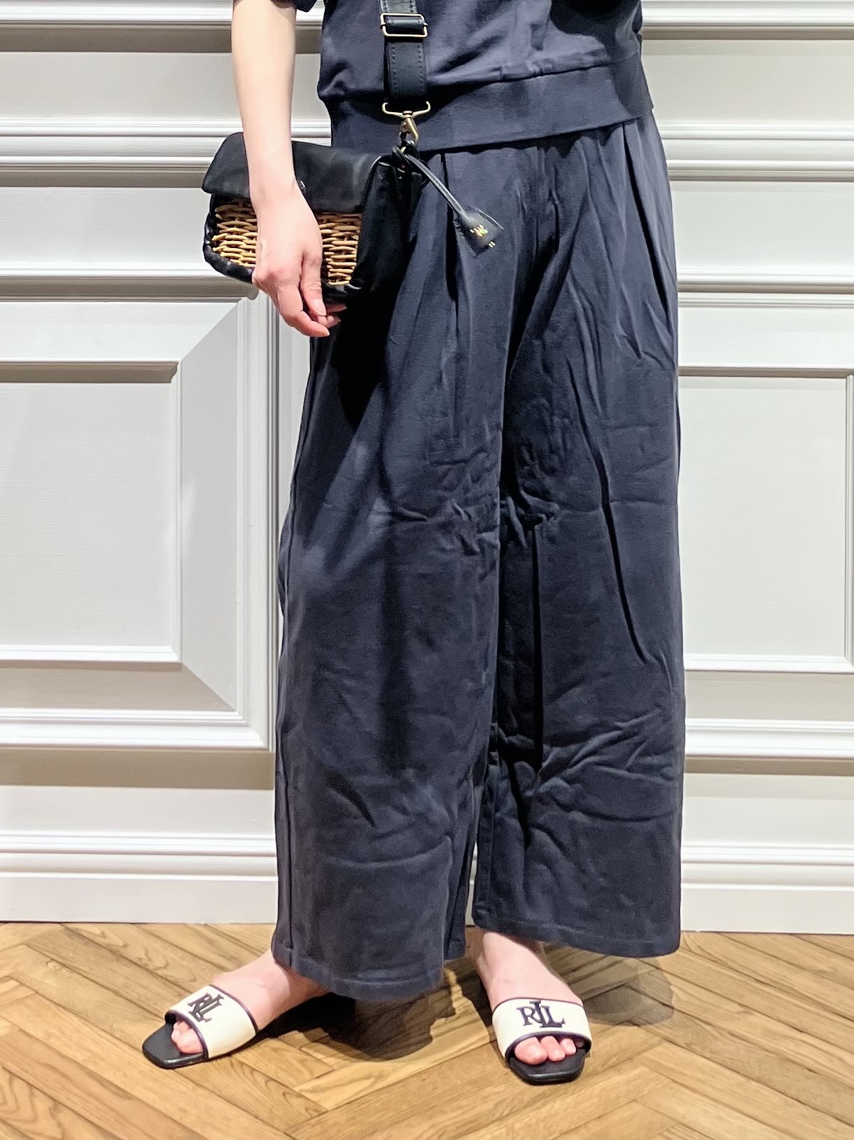 TSUKUIさんの「DRESSTERIOR｜【セットアップ可/ウォッシャブル】ストレッチ裏毛ハーフスリーブプルオーバー」を使ったコーディネート