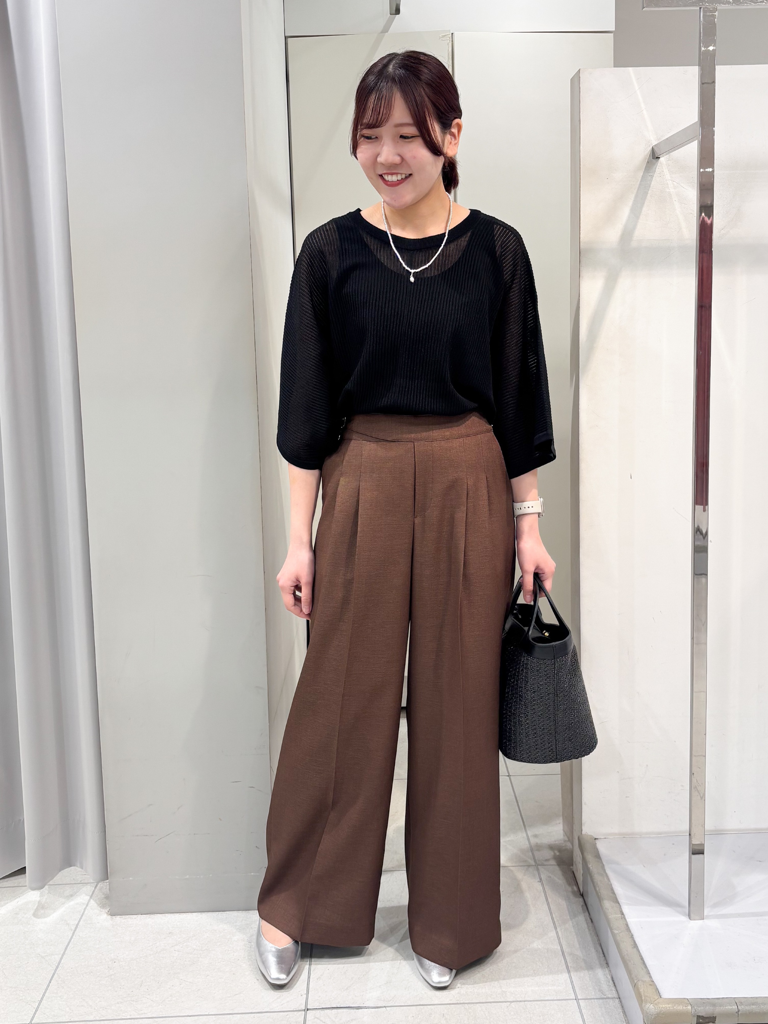 yuiさんの「Reflect｜【前後2WAY】オフボディ リラクシーニット」を使ったコーディネート