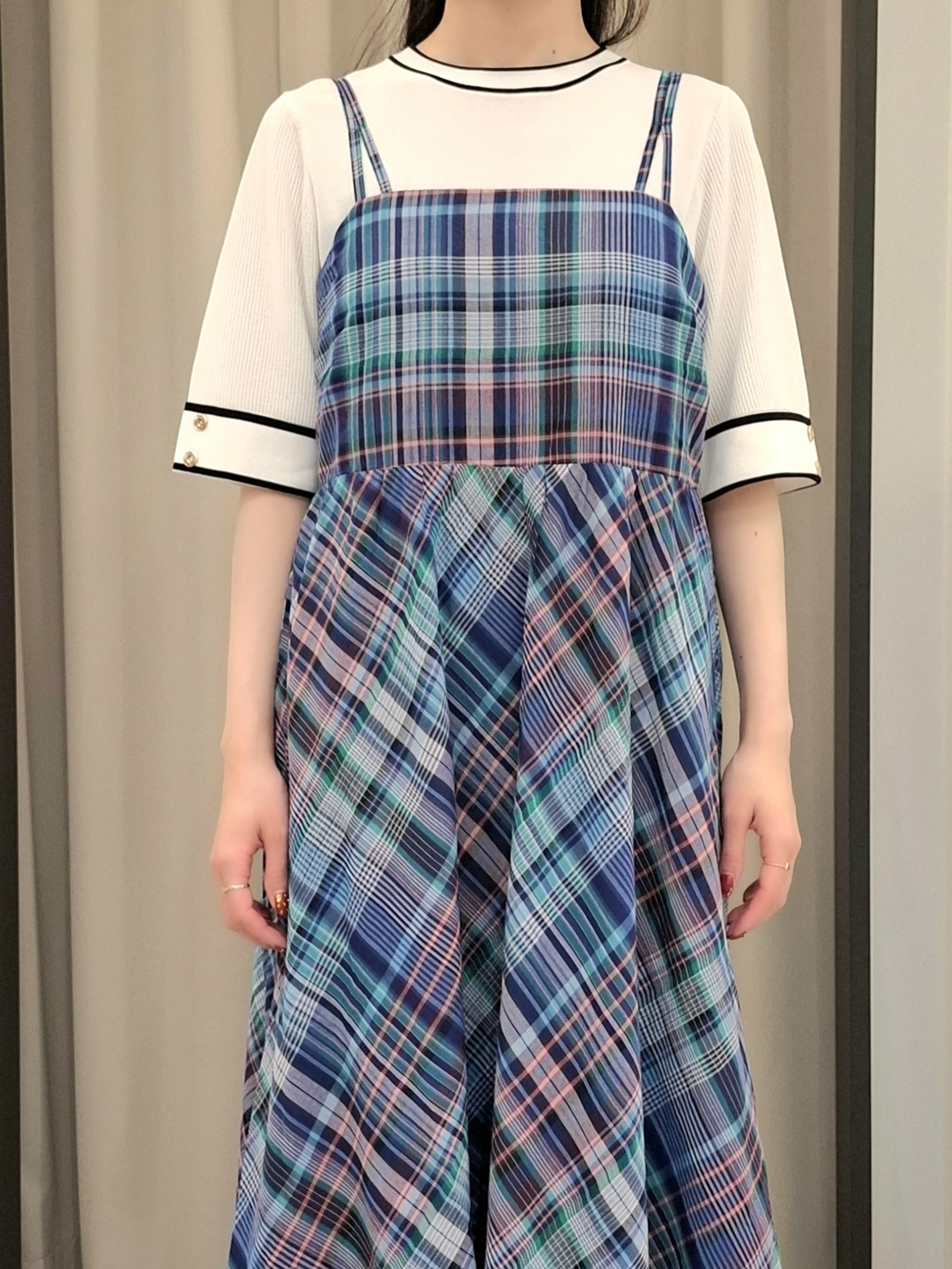 なーちゃんさんの「grove｜【シリーズ累計36万枚/名品ニット】やわらかドライタッチ 袖メッシュ編みニット」を使ったコーディネート