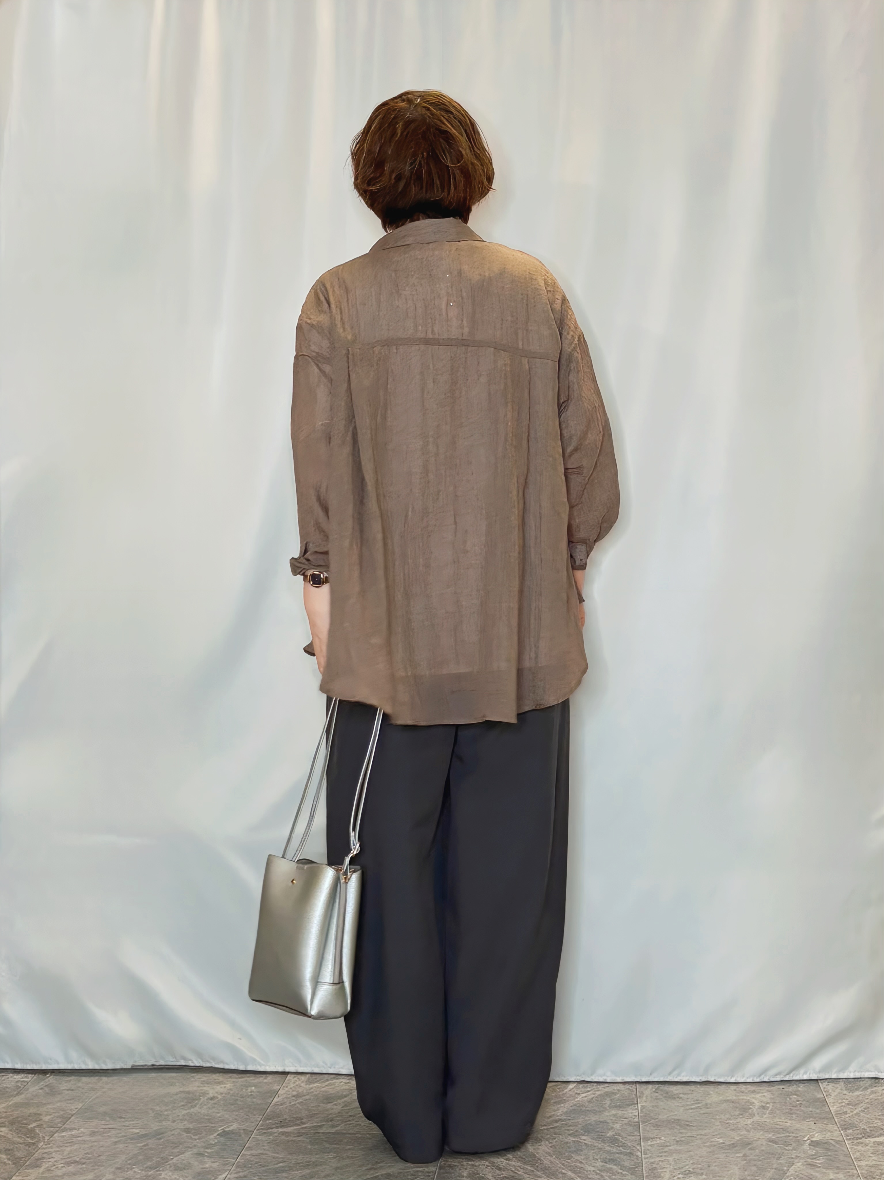 たみさんの「SHOO･LA･RUE｜【体型カバー】ふんわり質感 やわらかこなれシアーシャツ」を使ったコーディネート