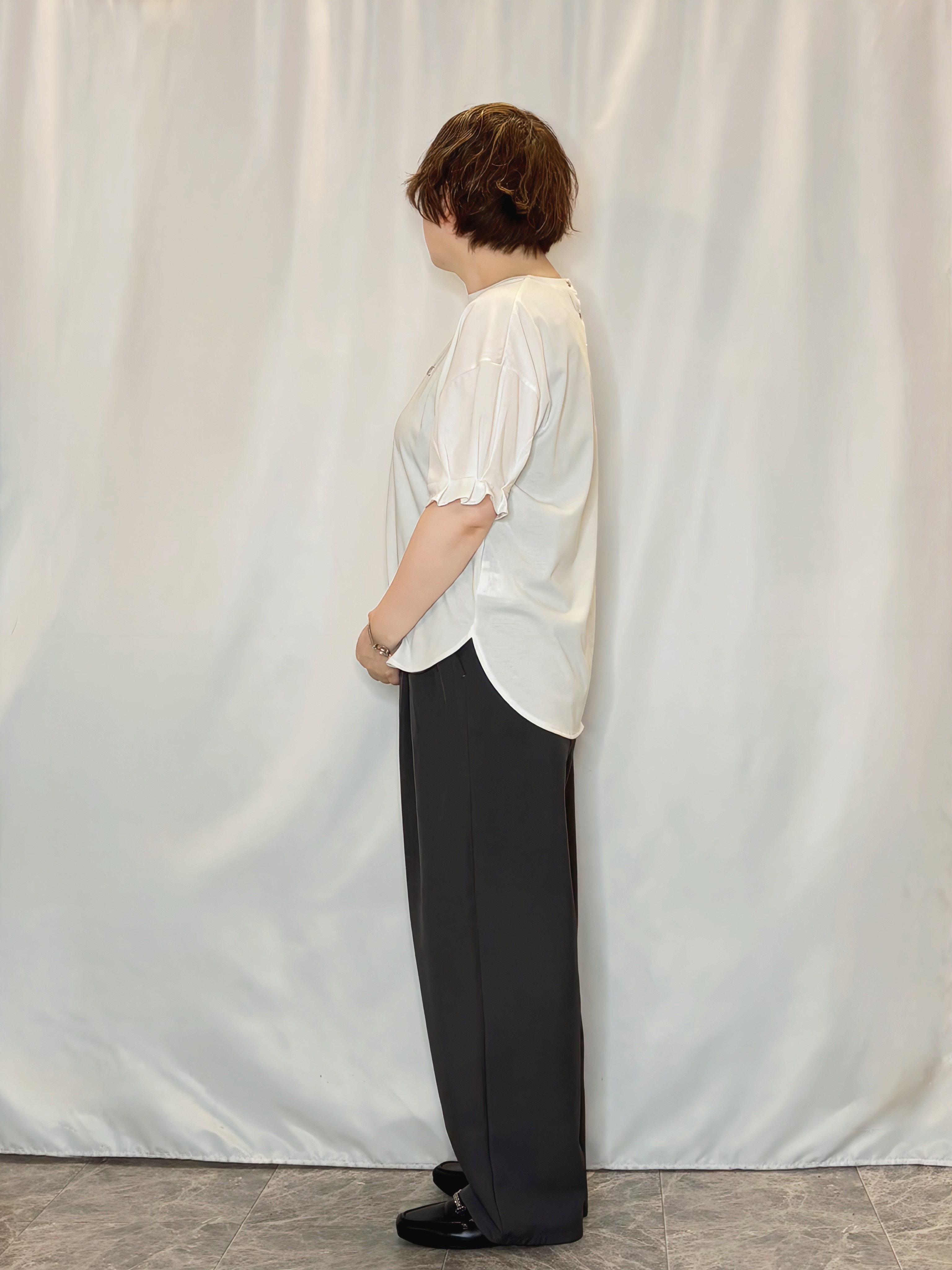 たみさんの「SHOO･LA･RUE｜【体型カバー】ふんわり質感 やわらかこなれシアーシャツ」を使ったコーディネート
