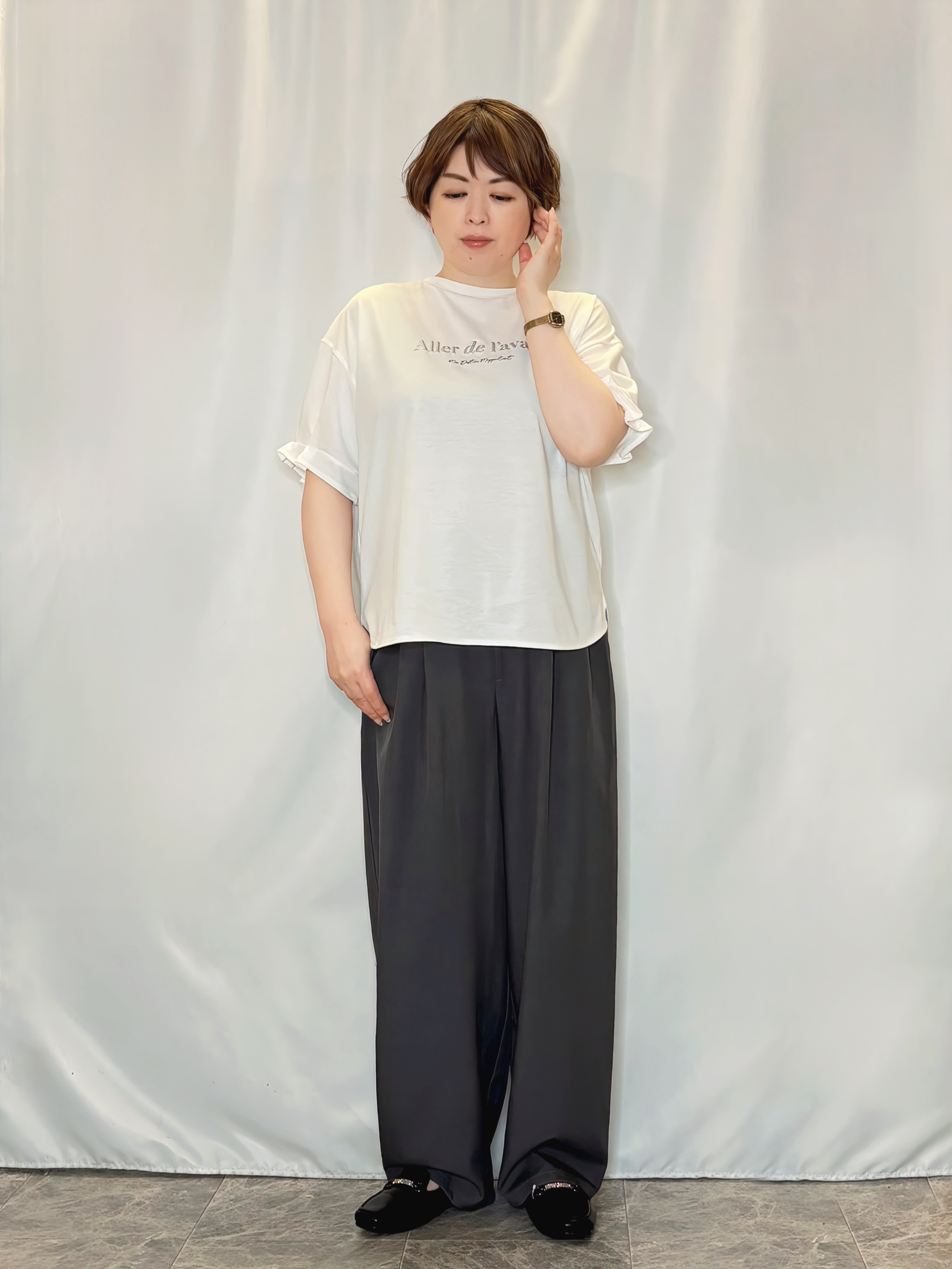 たみさんの「SHOO･LA･RUE｜【体型カバー】ふんわり質感 やわらかこなれシアーシャツ」を使ったコーディネート