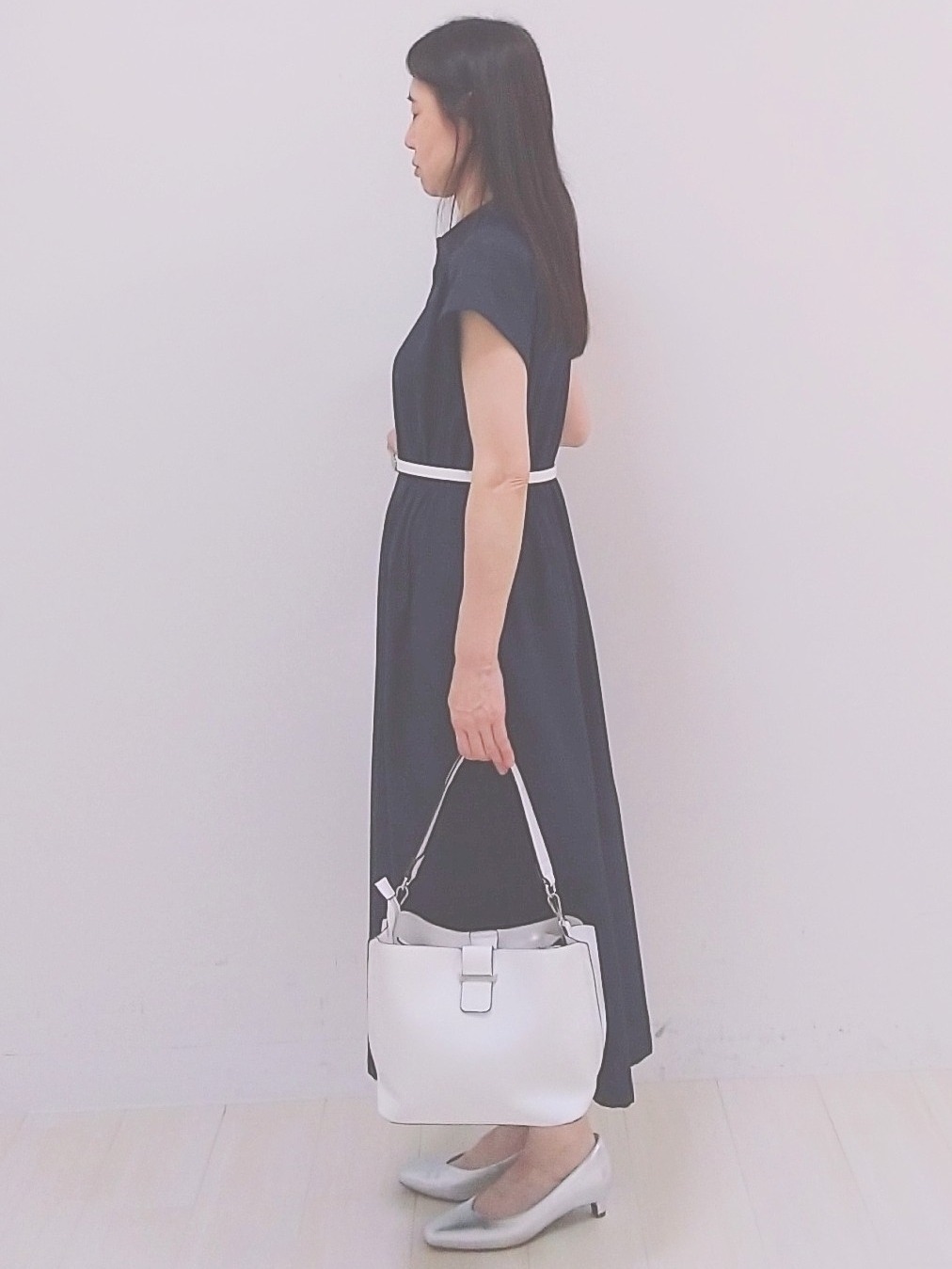 SANAさんの「Reflect｜Vネックニットカーディガン」を使ったコーディネート