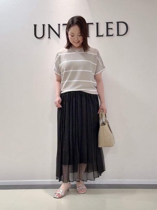 YUIさんの「UNTITLED｜【11色展開/体型カバー】前後2WAYフレンチスリーブニット」を使ったコーディネート