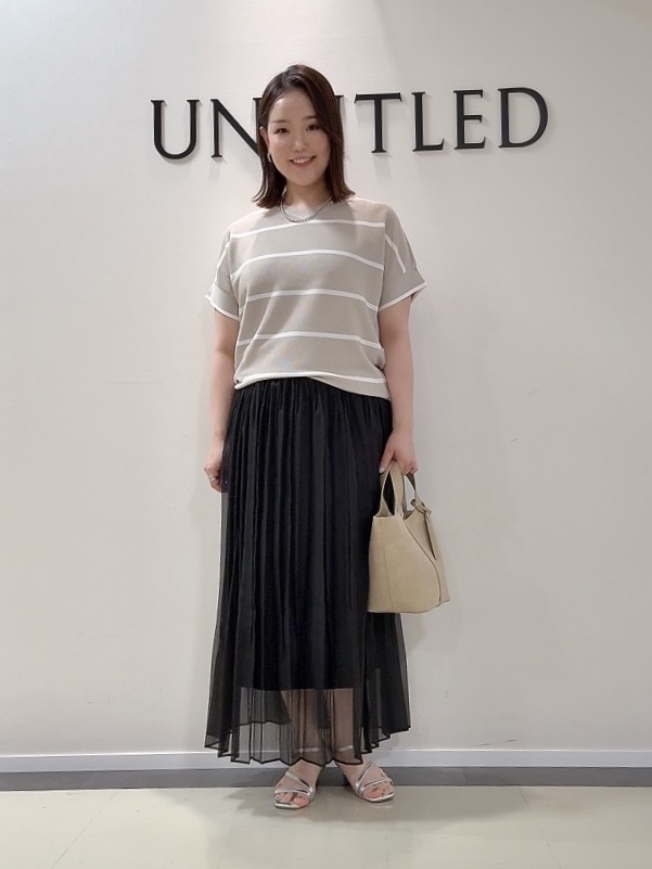 YUIさんの「UNTITLED｜【11色展開/体型カバー】前後2WAYフレンチスリーブニット」を使ったコーディネート
