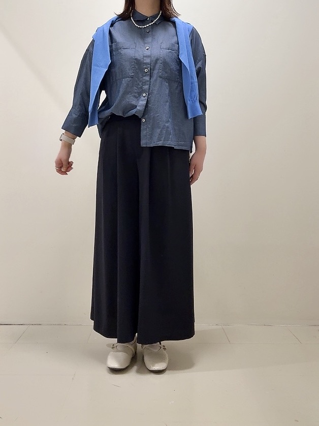 YUIさんの「UNTITLED｜【9色展開/アンサンブル可】コットンクルーネックカーディガン」を使ったコーディネート