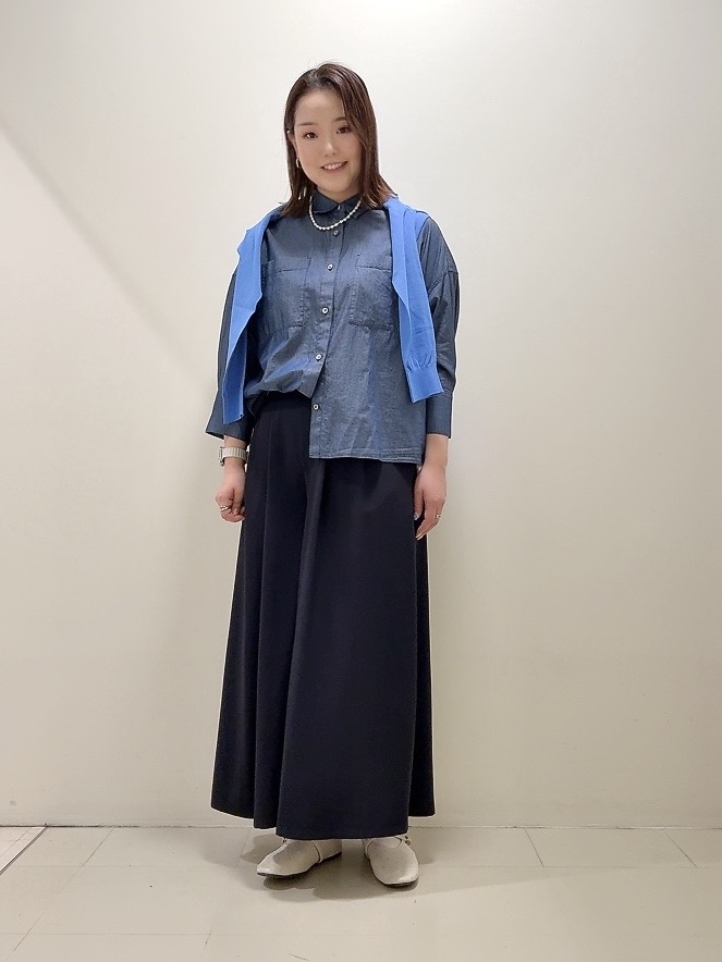 YUIさんの「UNTITLED｜【9色展開/アンサンブル可】コットンクルーネックカーディガン」を使ったコーディネート