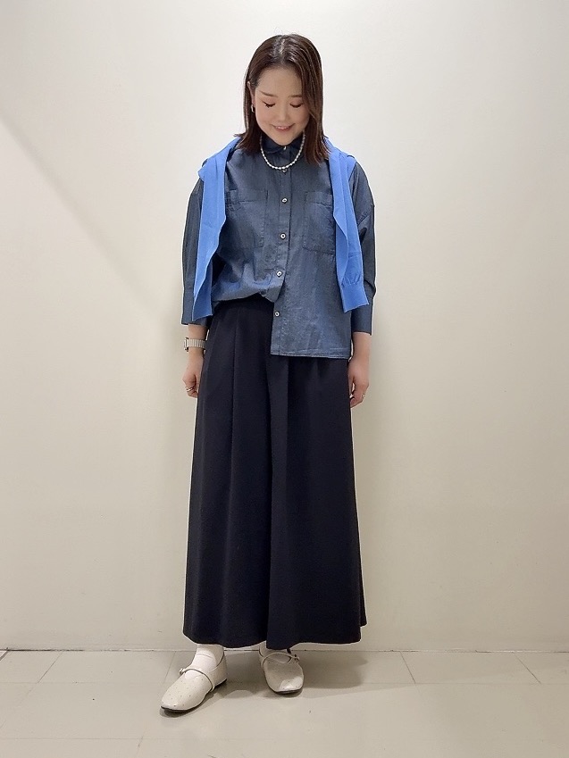 YUIさんの「UNTITLED｜【9色展開/アンサンブル可】コットンクルーネックカーディガン」を使ったコーディネート