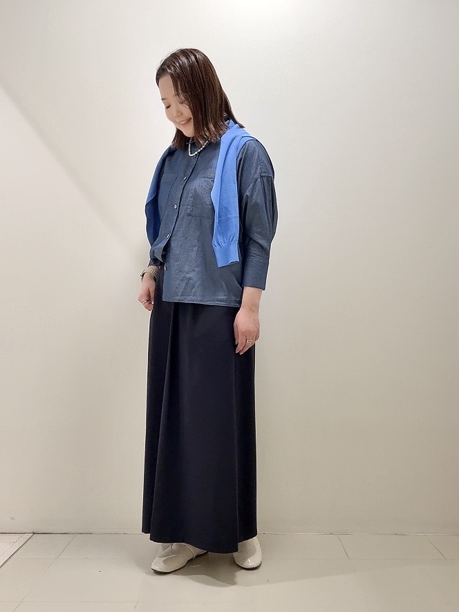 YUIさんの「UNTITLED｜【9色展開/アンサンブル可】コットンクルーネックカーディガン」を使ったコーディネート