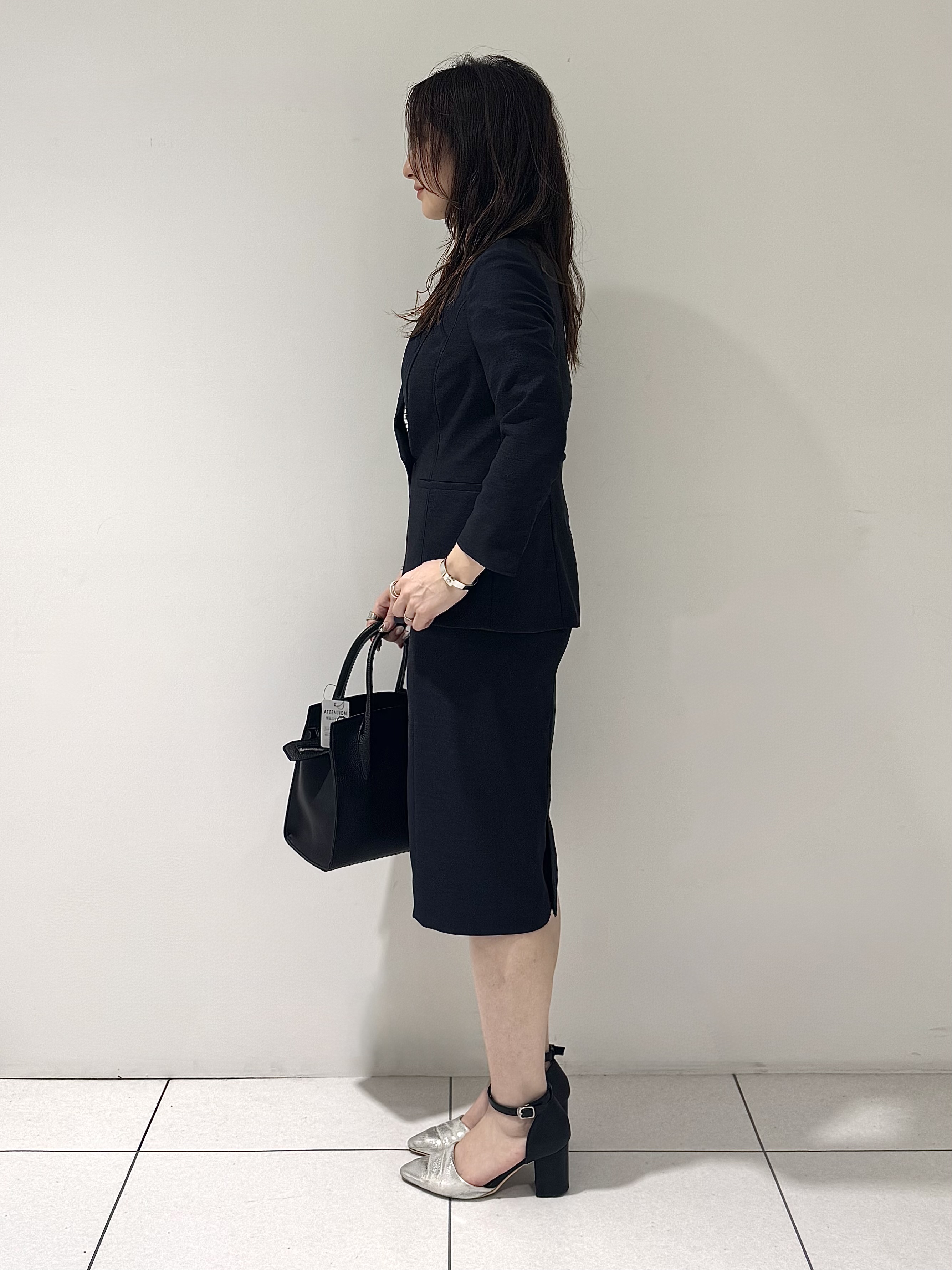 そんさんの「INDIVI｜【日本製／接触冷感／UVケア／手洗い可】リネンライクテーラードジャケット」を使ったコーディネート