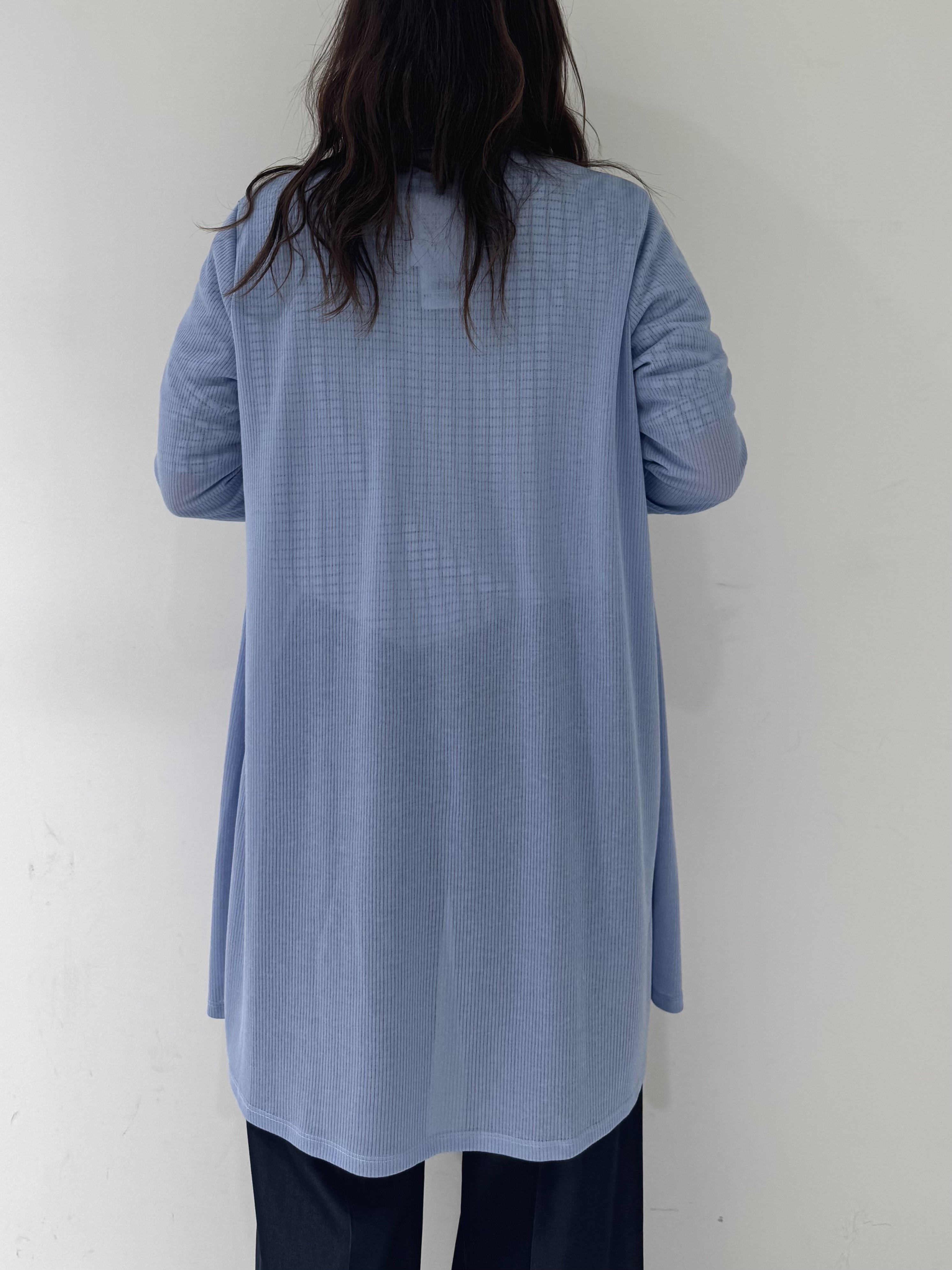 そんさんの「INDIVI｜【洗える／アンサンブル可能】シアースストライプカーディガン」を使ったコーディネート