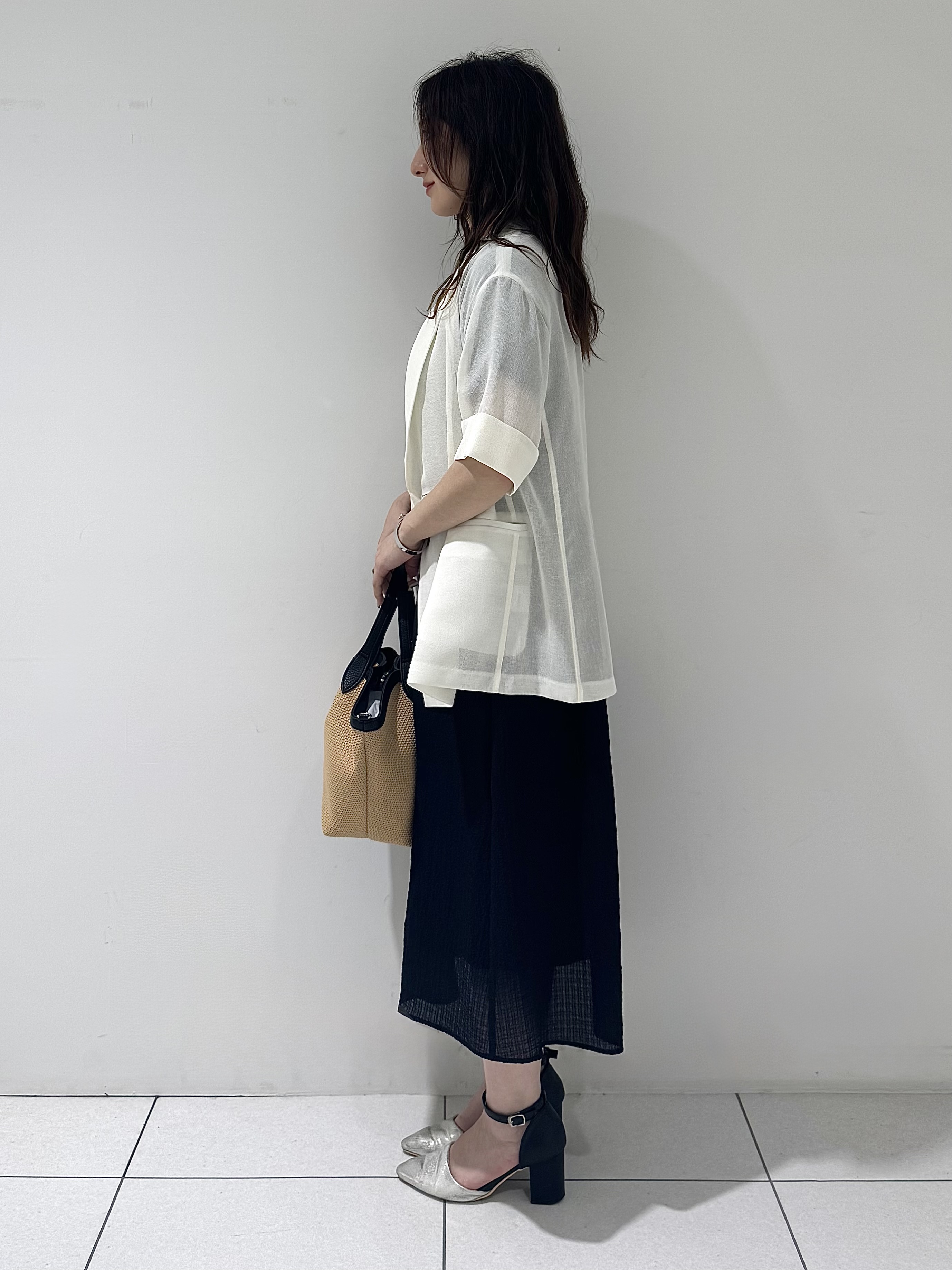 そんさんの「INDIVI｜【洗える／メッシュ素材／SETUP可能】半袖シアージャケット」を使ったコーディネート
