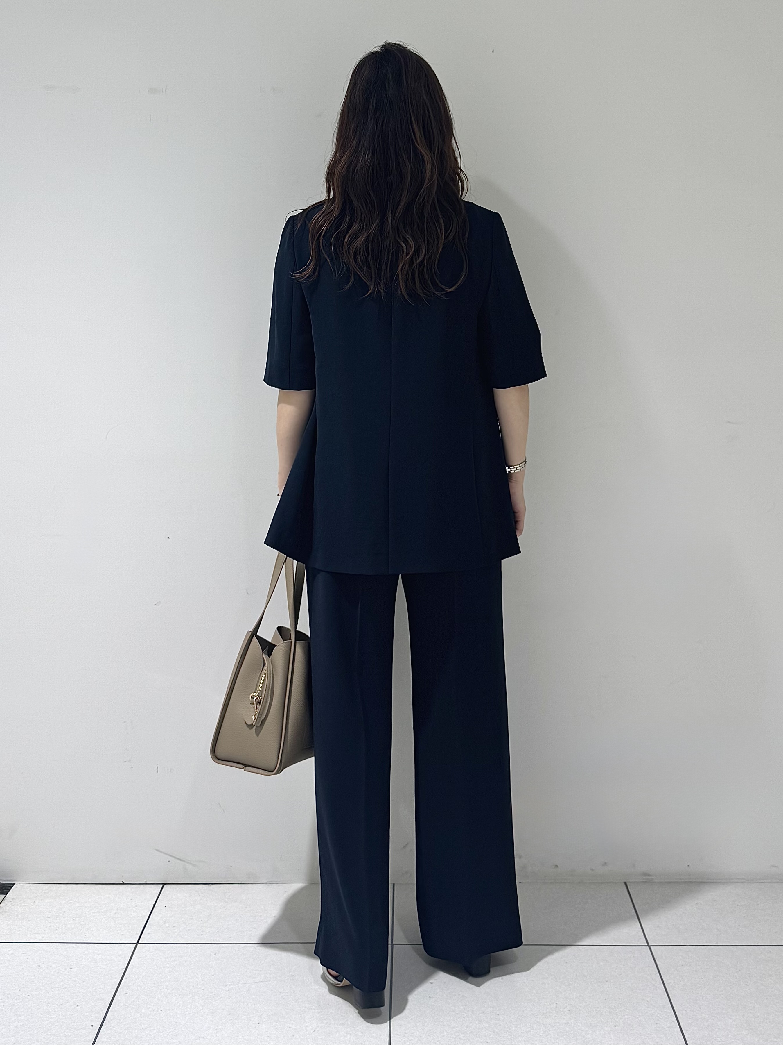 そんさんの「INDIVI｜【着る日傘】ハーフスリーブダブルジャケット」を使ったコーディネート
