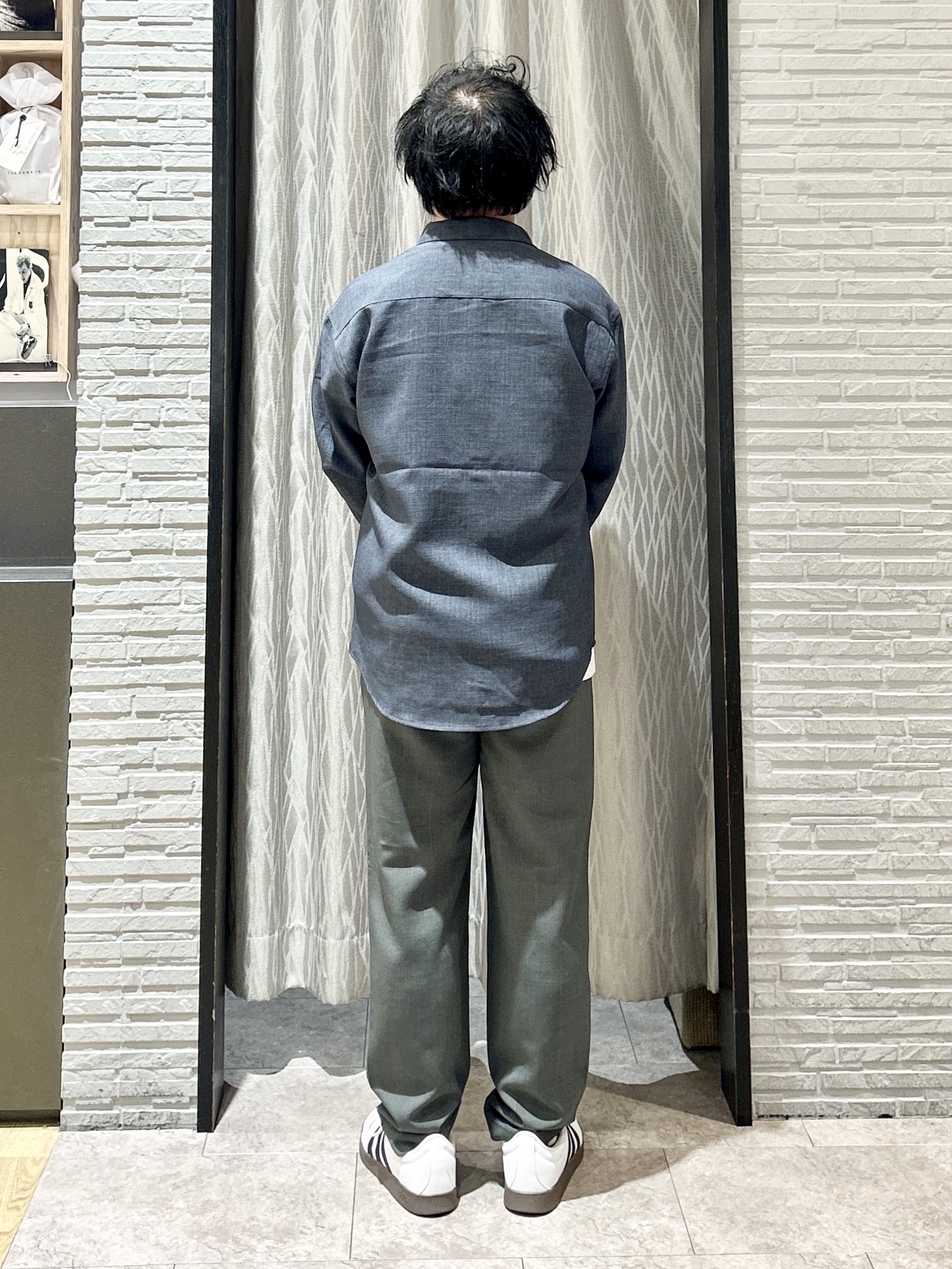 KENJI Iさんの「THE SHOP TK｜【LINO FINE】リネンライク 長袖シャツ UVカット/イージーケア/吸水速乾/洗濯機OK」を使ったコーディネート