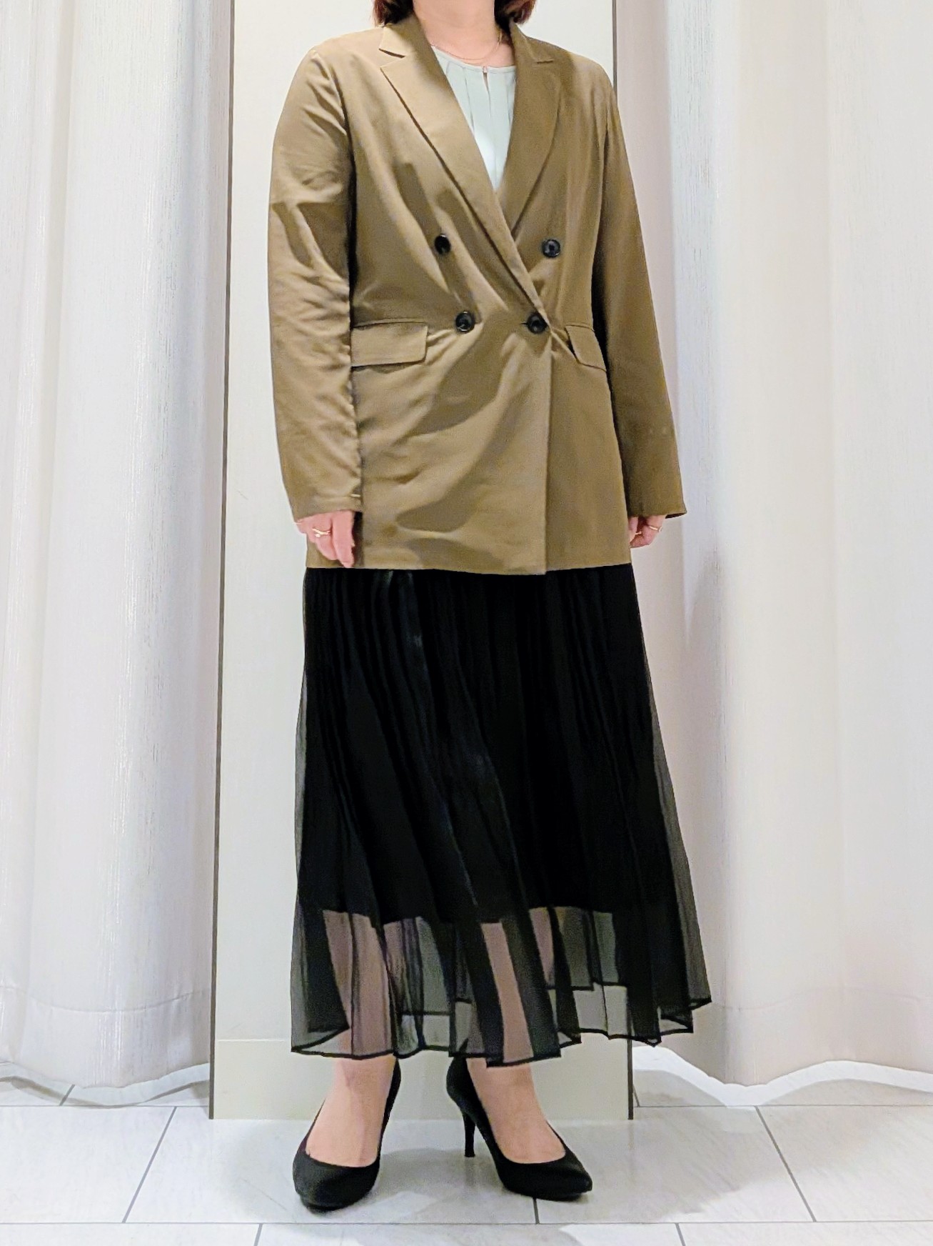 Onumaさんの「UNTITLED｜【ウエストゴム/洗える】エアリーシアープリーツスカート」を使ったコーディネート
