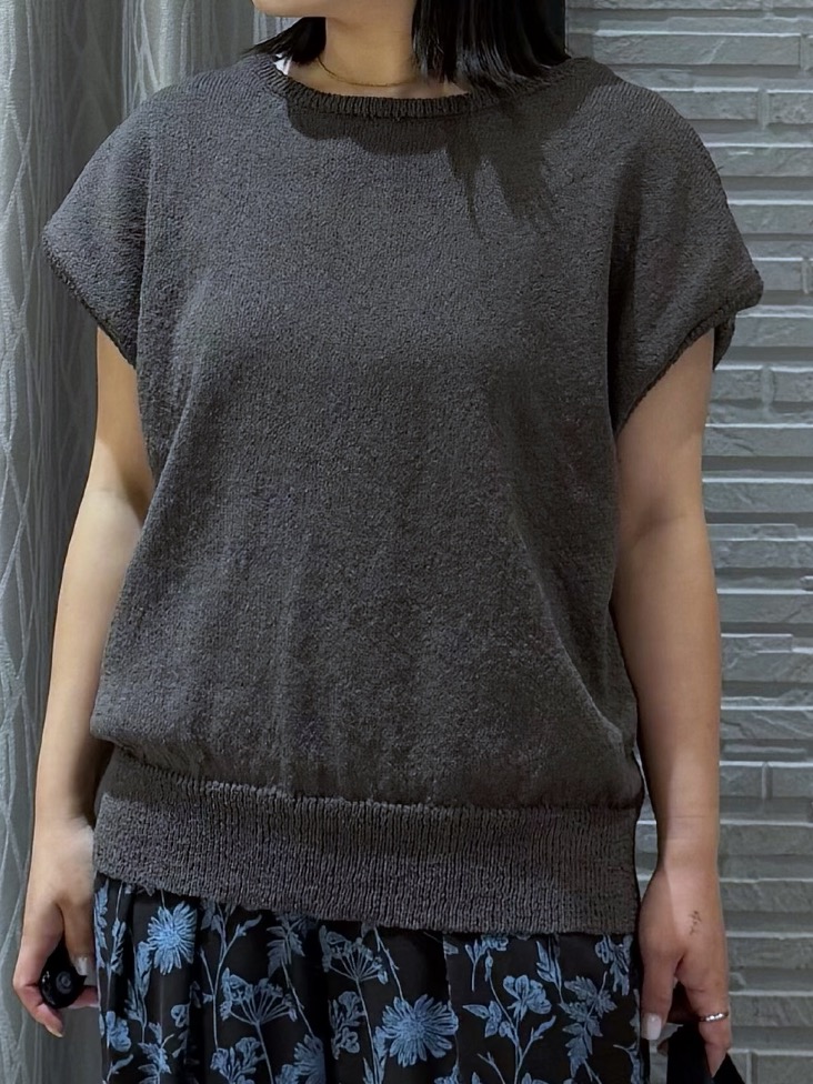 chさんの「THE SHOP TK｜さりげない抜け感 ペーパーヤーン風ニット」を使ったコーディネート