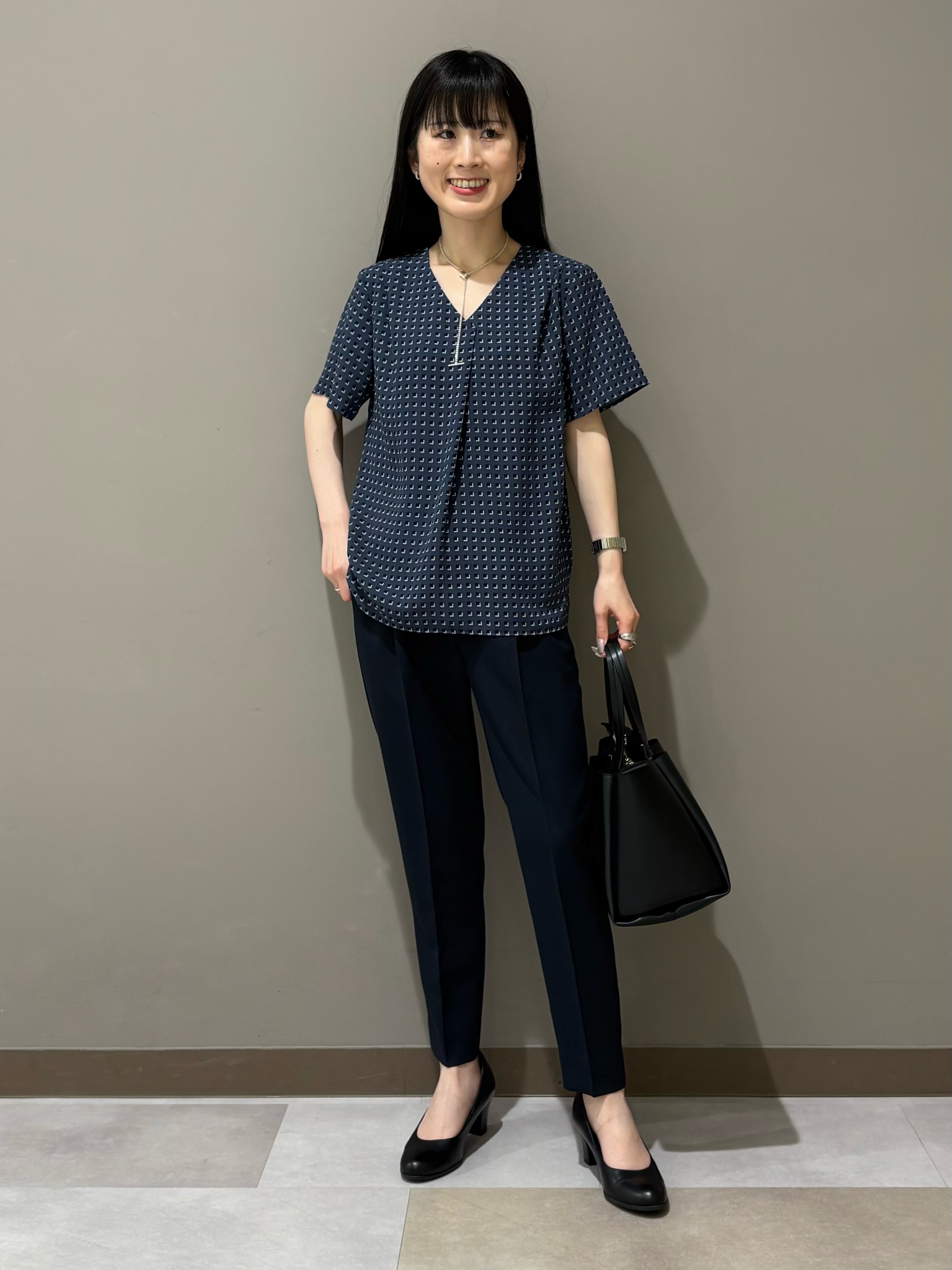 KEIKOさんの「INDIVI｜【定番スーツ／UVケア／洗える】ウール調テーラードジャケット」を使ったコーディネート