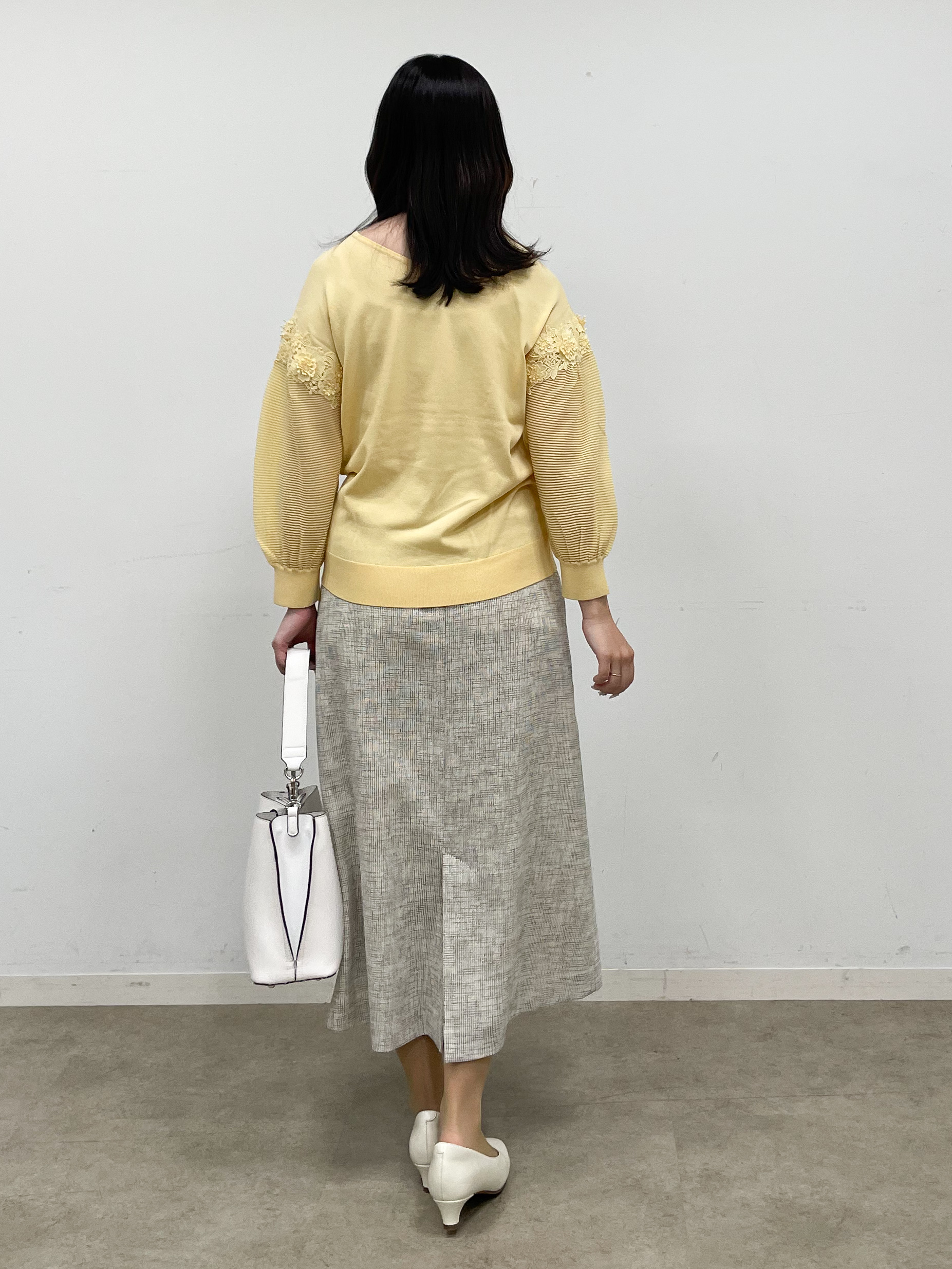 yukariさんの「Reflect｜【前後2WAY】レーススリーブデザインニット」を使ったコーディネート