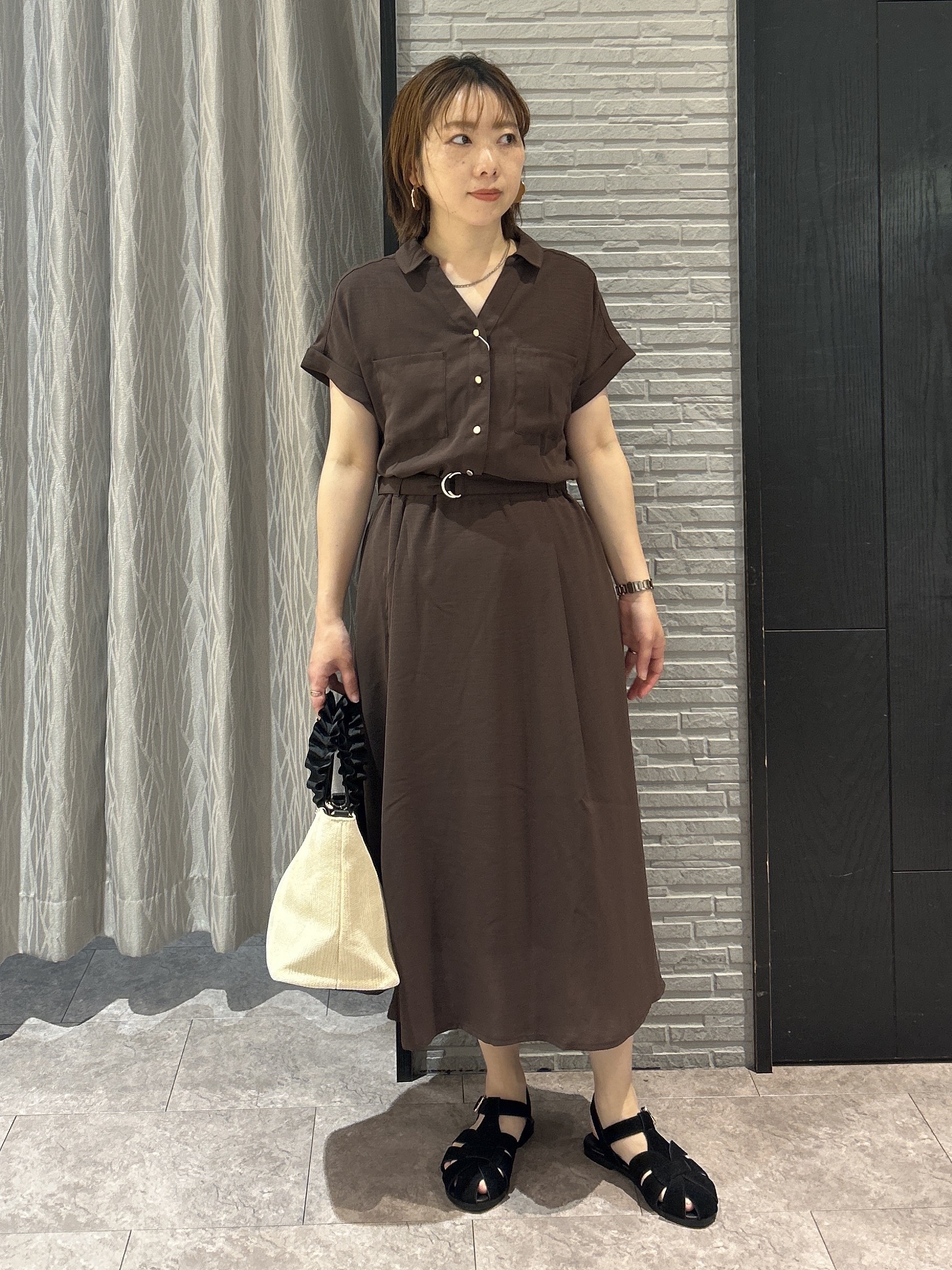 ga_riさんの「THE SHOP TK｜【S-XL/ひんやり/防しわ】欲しいが詰まった 上品フィット＆フレアワンピース」を使ったコーディネート