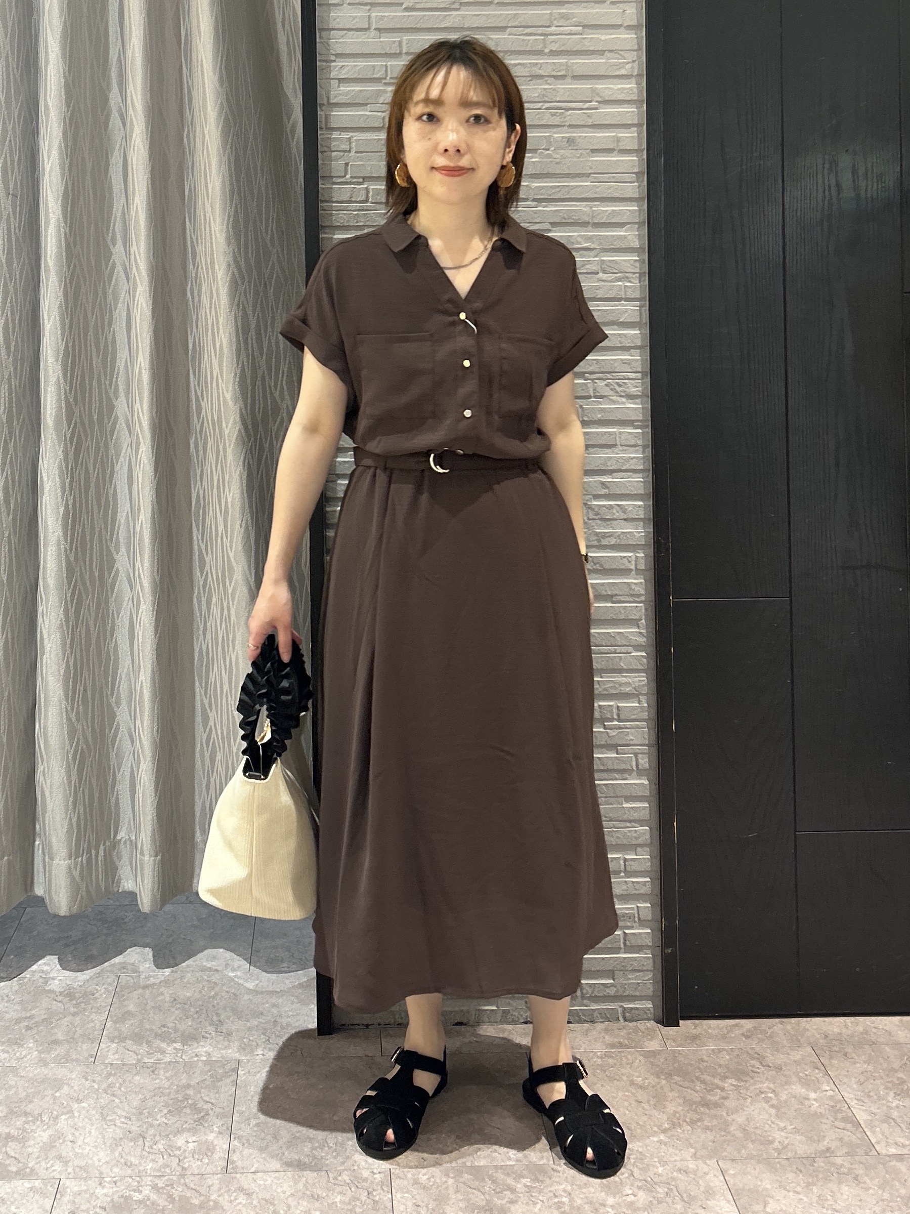 ga_riさんの「THE SHOP TK｜【S-XL/ひんやり/防しわ】欲しいが詰まった 上品フィット＆フレアワンピース」を使ったコーディネート