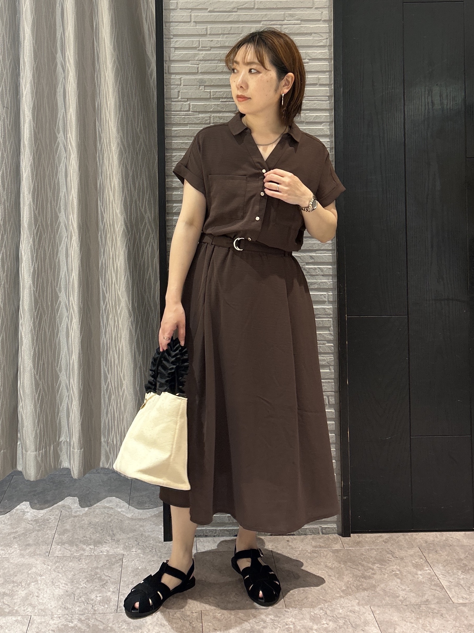 ga_riさんの「THE SHOP TK｜【S-XL/ひんやり/防しわ】欲しいが詰まった 上品フィット＆フレアワンピース」を使ったコーディネート