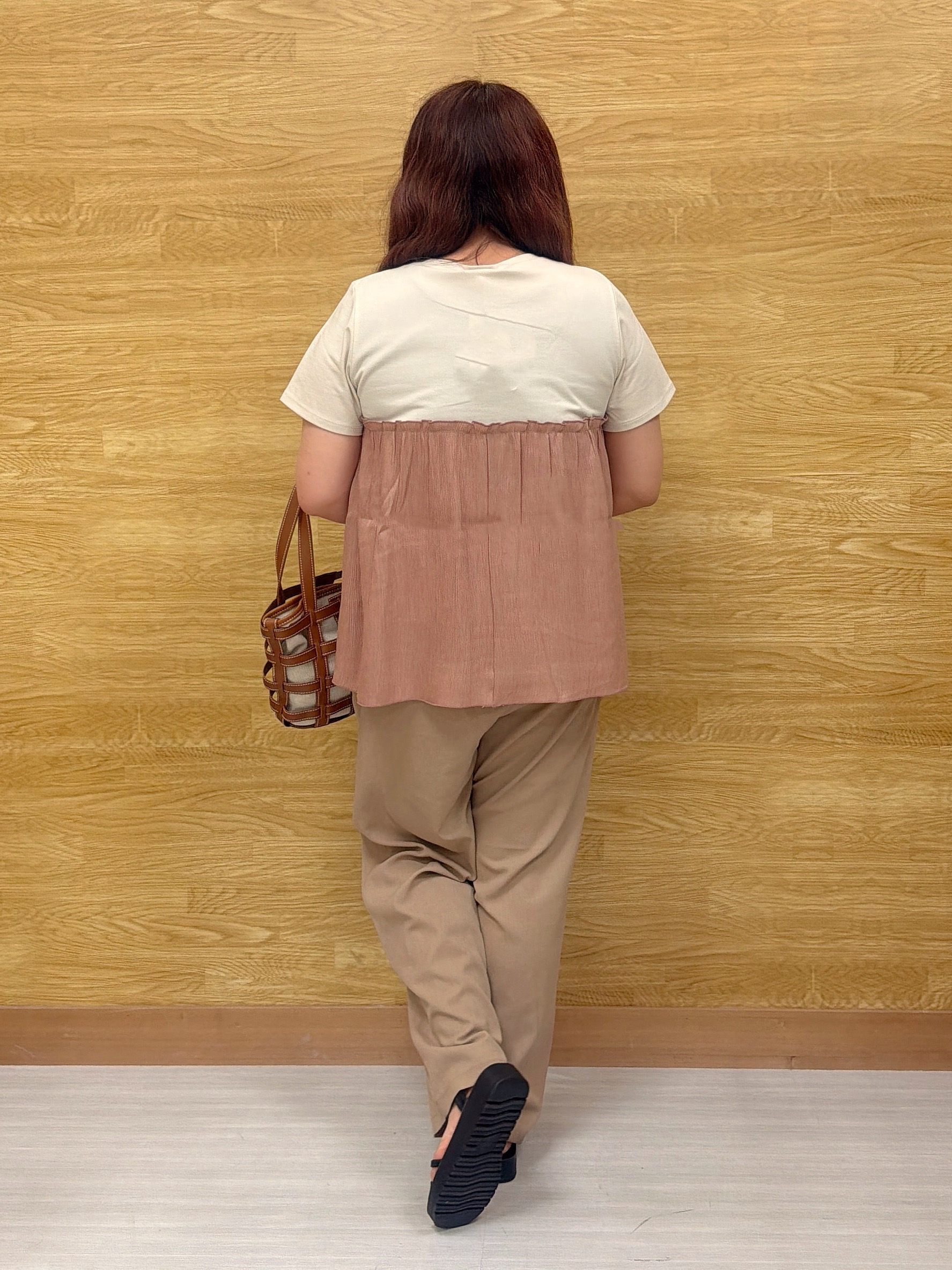 ぁむさんの「SHOO･LA･RUE｜【ひんやり/S-LL】1枚でインせず決まる きらきらビスチェ風Tシャツ」を使ったコーディネート