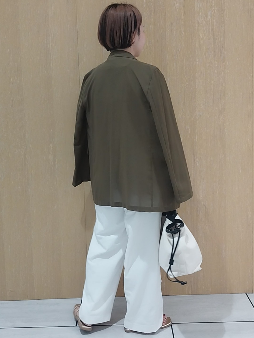 s u g iさんの「UNTITLED｜【セットアップ可/接触冷感/通気性】ドライシアーダブルジャケット」を使ったコーディネート