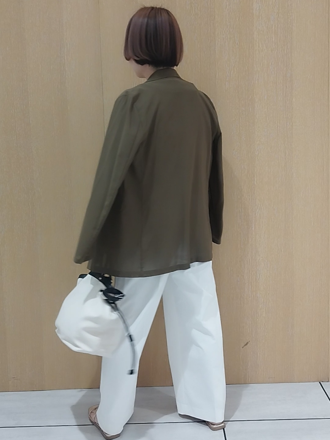 s u g iさんの「UNTITLED｜【セットアップ可/接触冷感/通気性】ドライシアーダブルジャケット」を使ったコーディネート