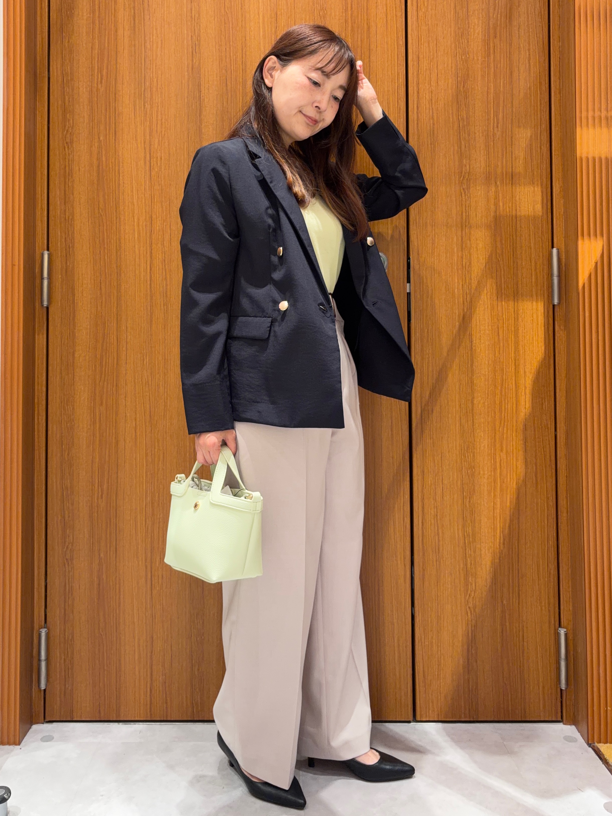 アスカさんの「index｜《再入荷》ダブルブレストテーラードジャケット【接触冷感／吸水速乾／イージーアイロン／防シワ／洗濯機O」を使ったコーディネート