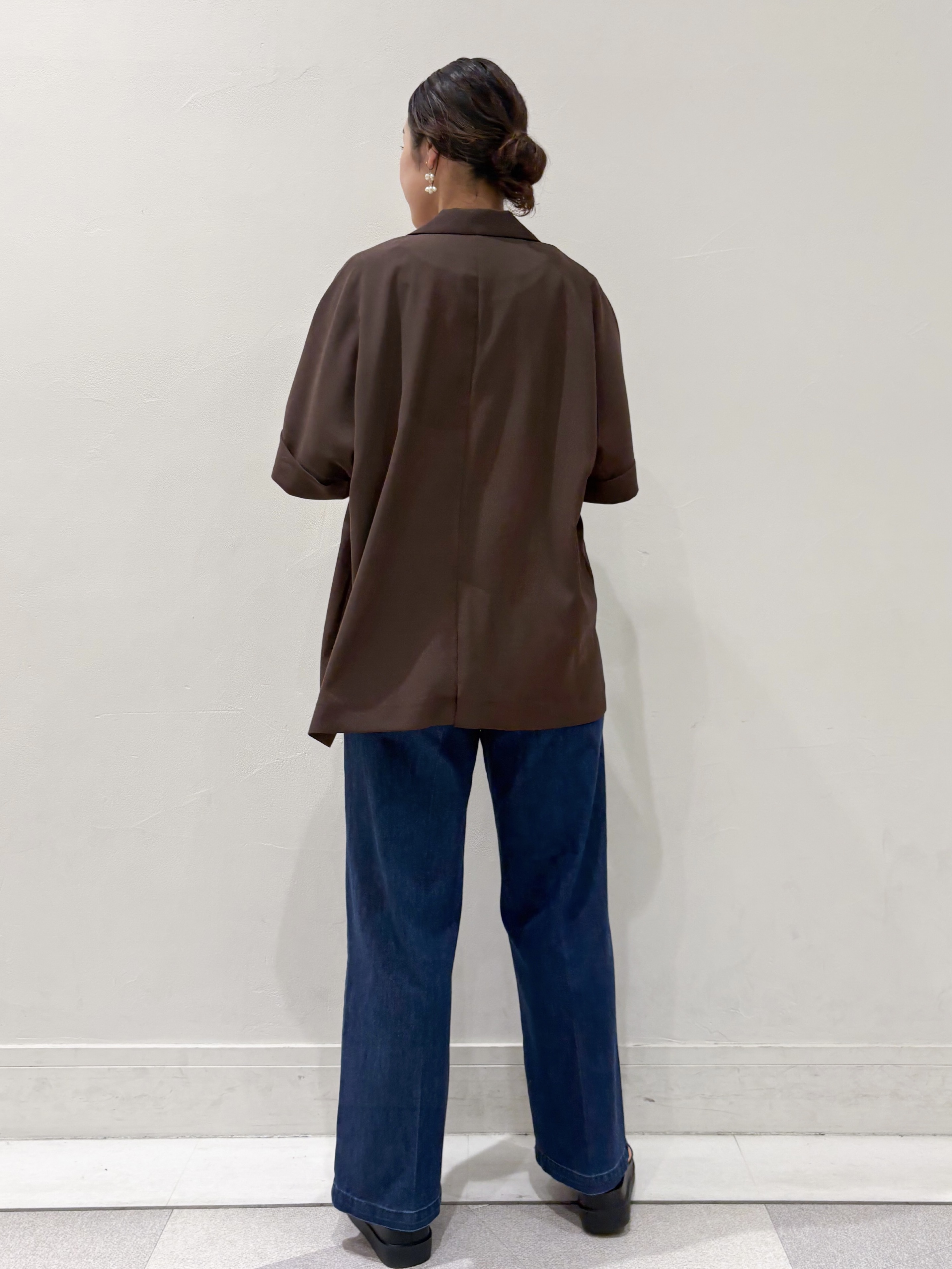ちえさんの「OPAQUE.CLIP｜【接触冷感／吸水速乾／防シワ】リネンライクテーラードジャケット《洗濯機OK》」を使ったコーディネート