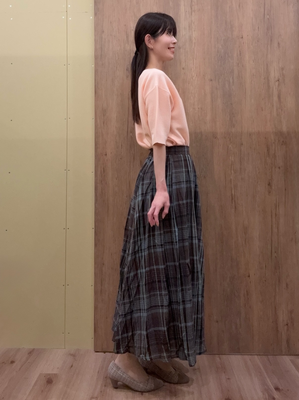 Ayakoさんの「grove｜【貴島明日香さん着用／洗濯機OK】レイヤードにもおすすめ、軽やかクロップドニット」を使ったコーディネート