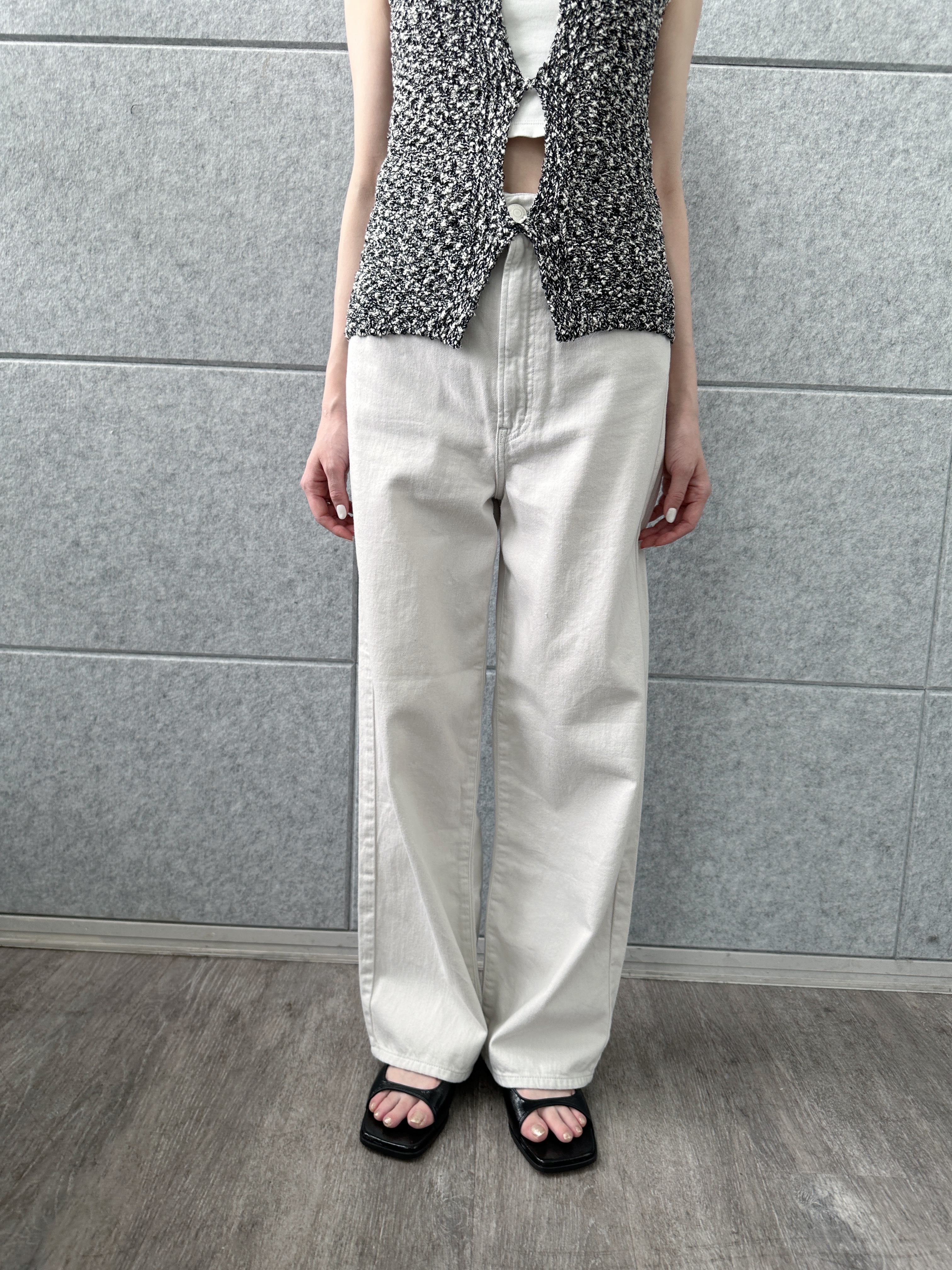 Buyer sakkoさんの「CODE A｜cloudy open back tank」を使ったコーディネート