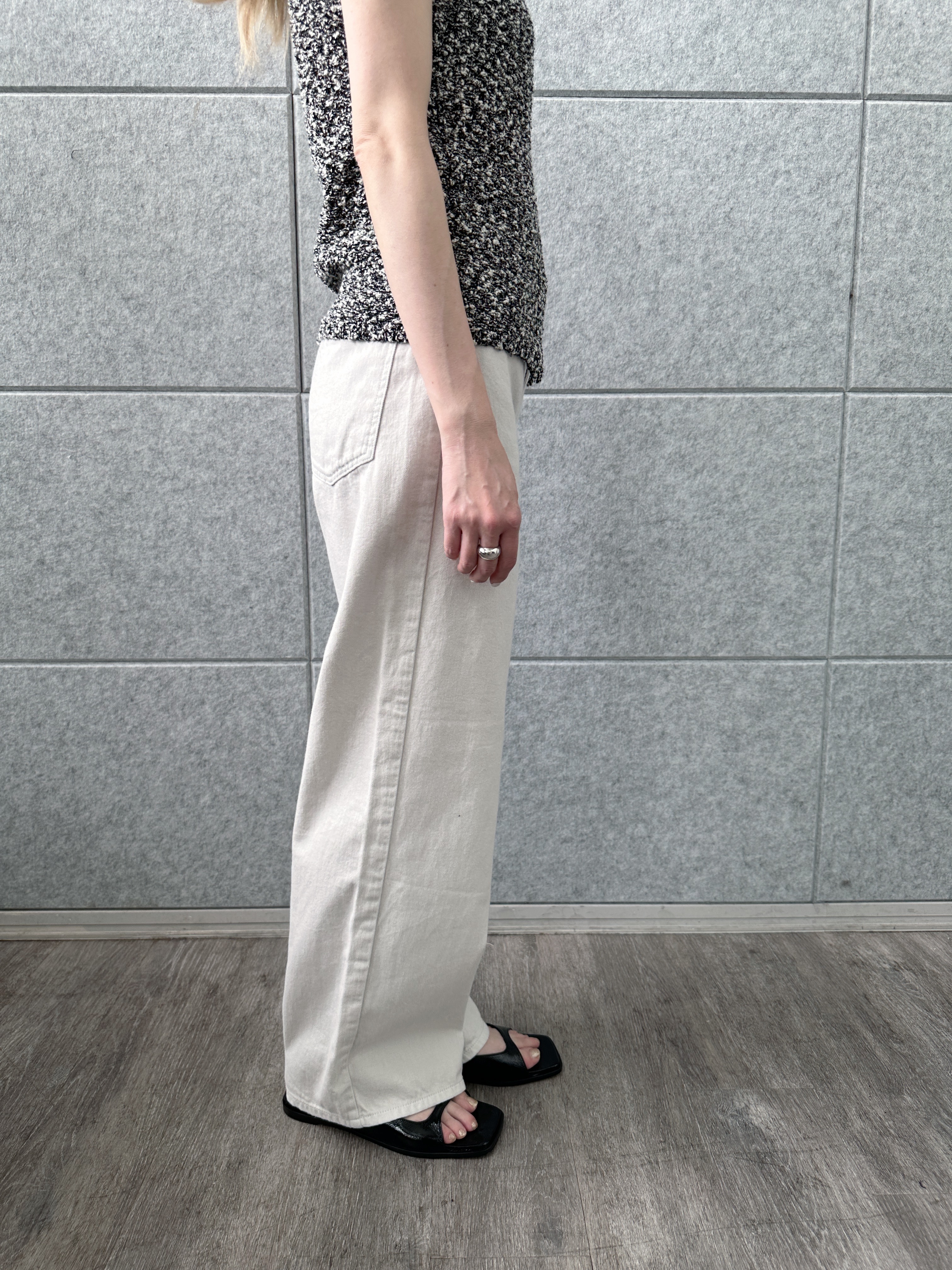 Buyer sakkoさんの「CODE A｜cloudy open back tank」を使ったコーディネート