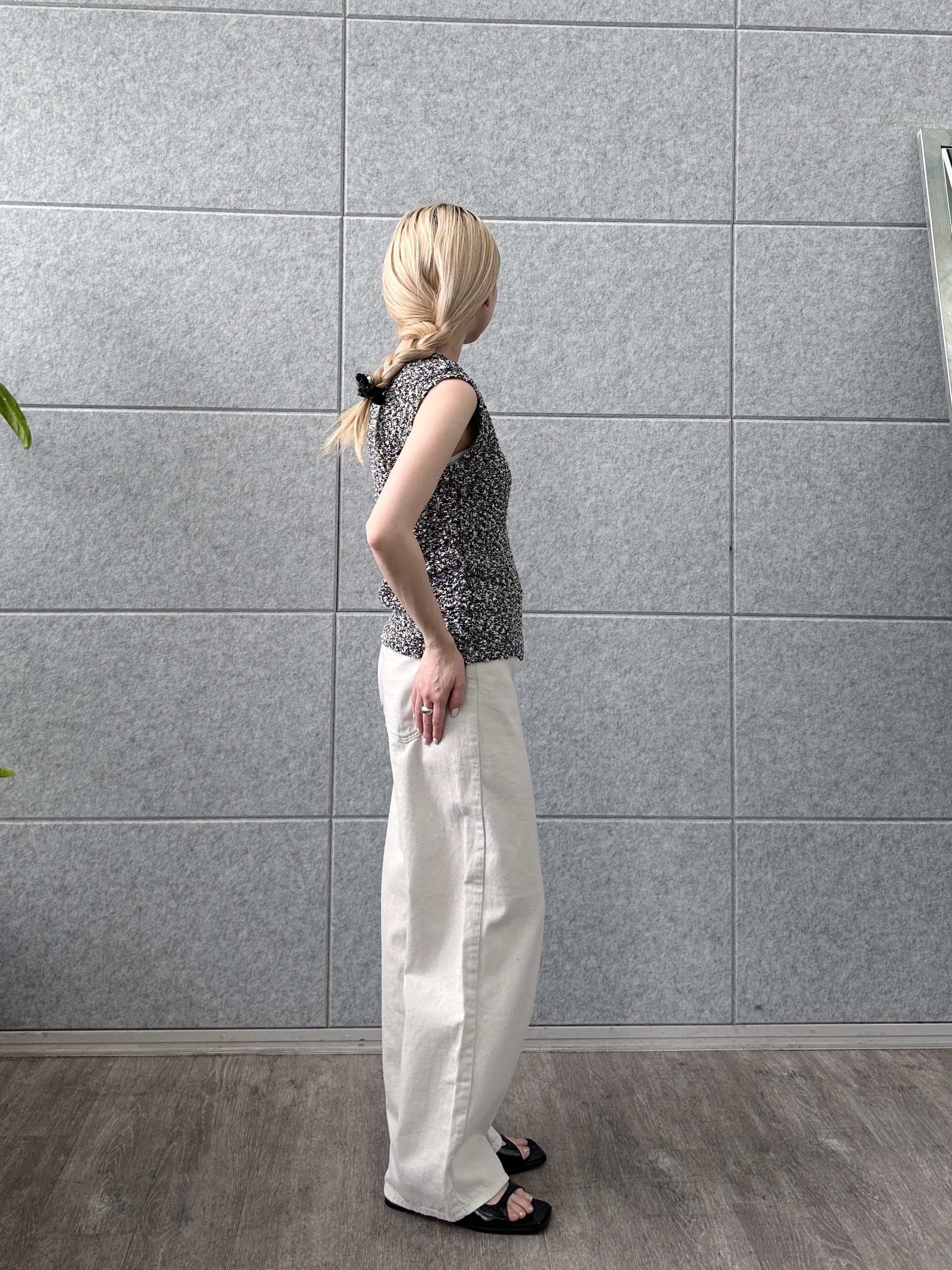 Buyer sakkoさんの「CODE A｜cloudy open back tank」を使ったコーディネート