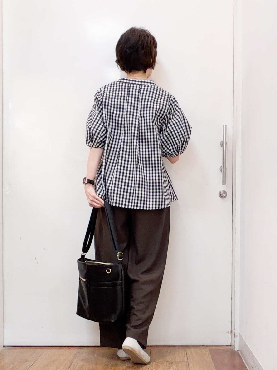 みぃさんの「SHOO･LA･RUE｜【高レビュー/洗濯後しわになりにくい/インせず着られる】自然に体型カバー 麻調ペプラムブラウス」を使ったコーディネート