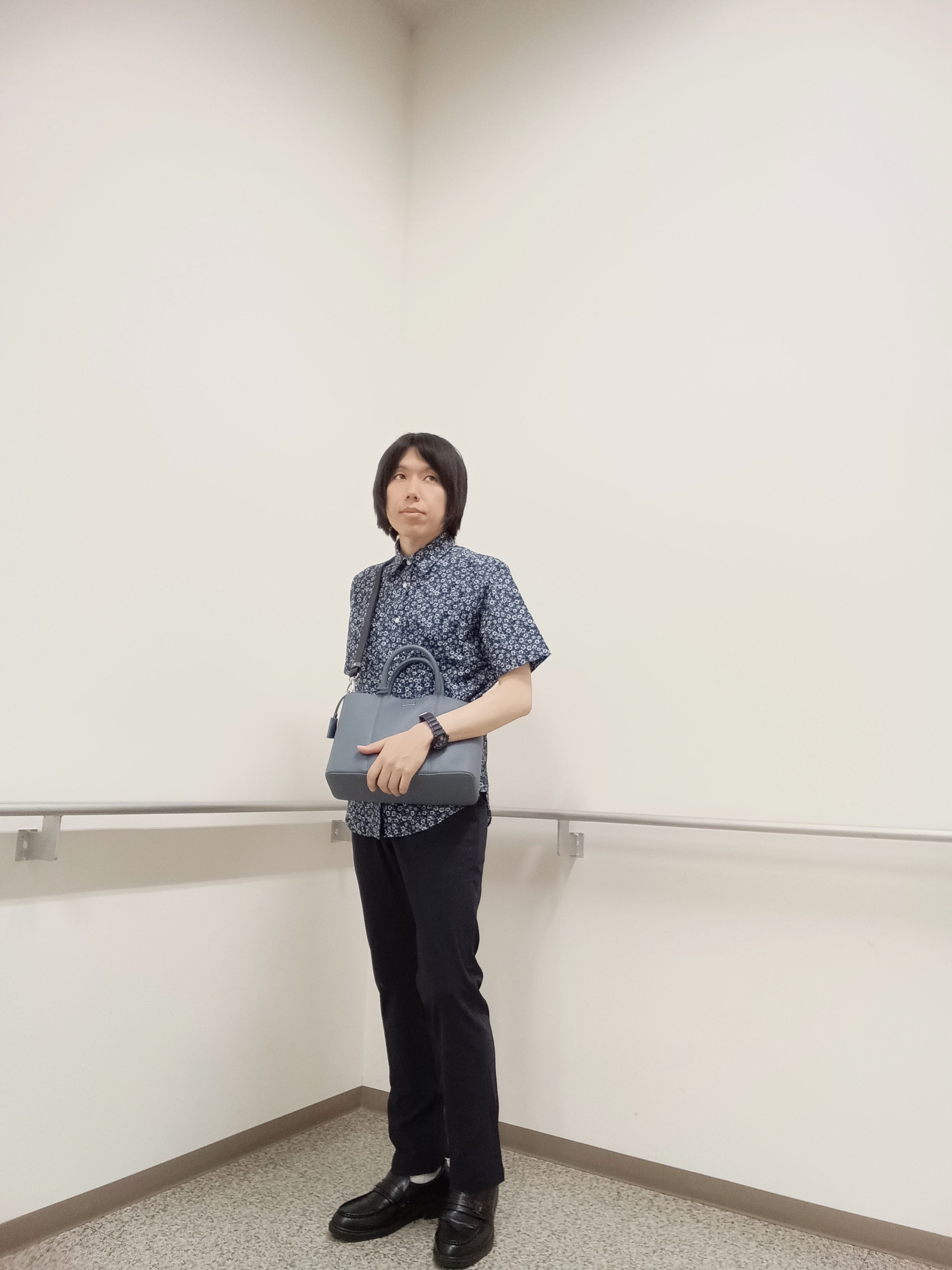 moritaさんの「TAKEO KIKUCHI｜リップル小花シャツ」を使ったコーディネート