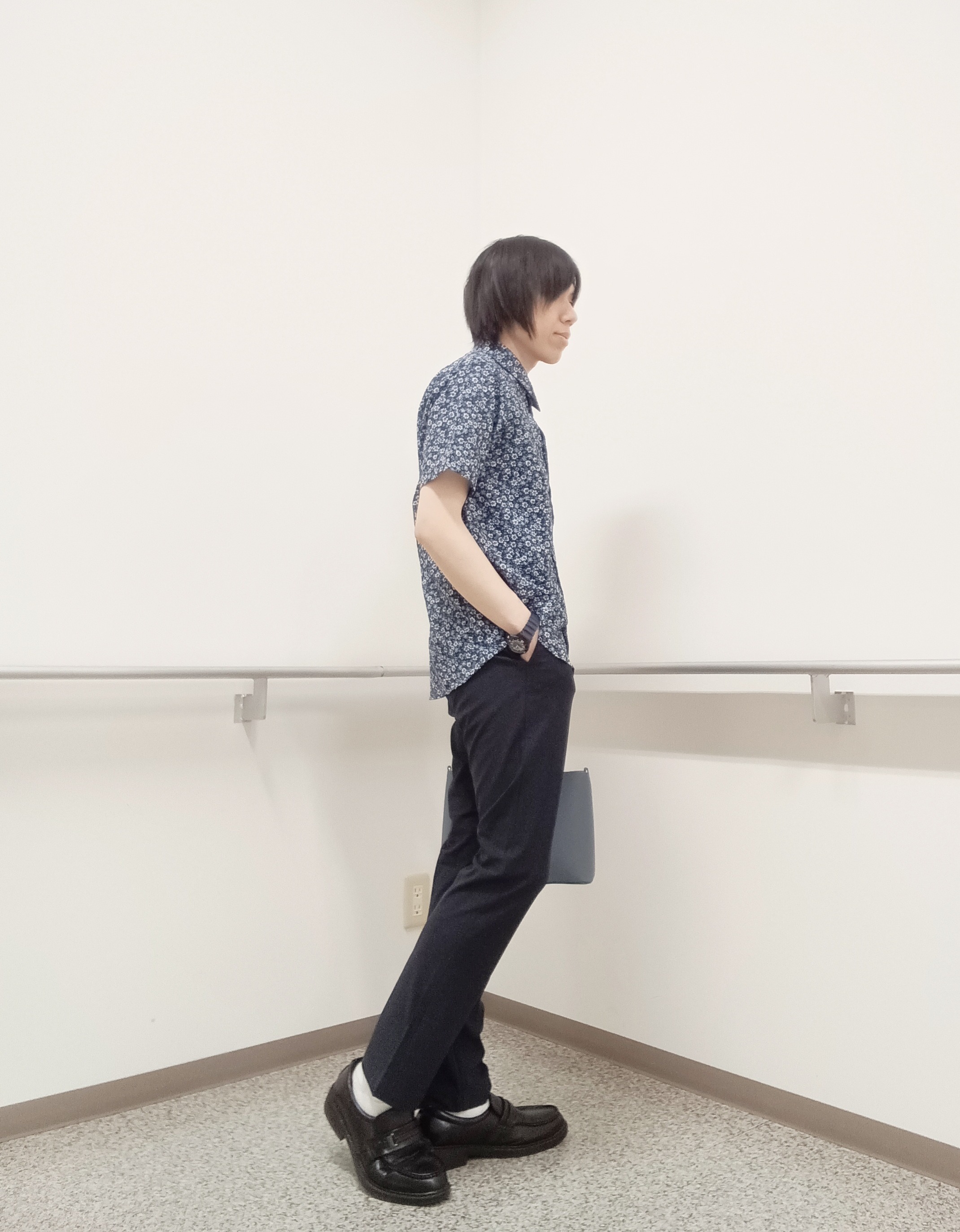 moritaさんの「TAKEO KIKUCHI｜リップル小花シャツ」を使ったコーディネート