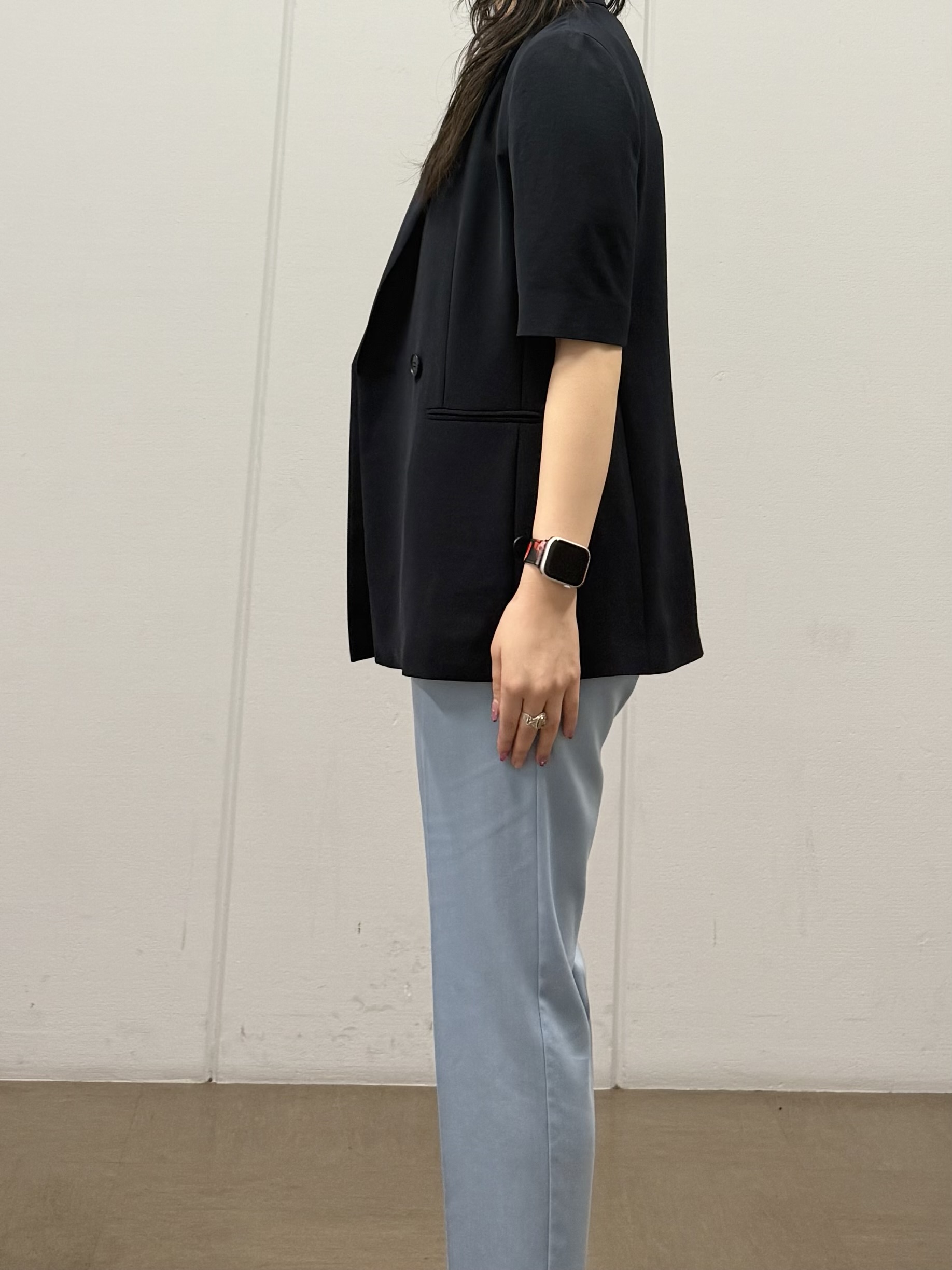 mizukiさんの「INDIVI｜【着る日傘】ハーフスリーブダブルジャケット」を使ったコーディネート