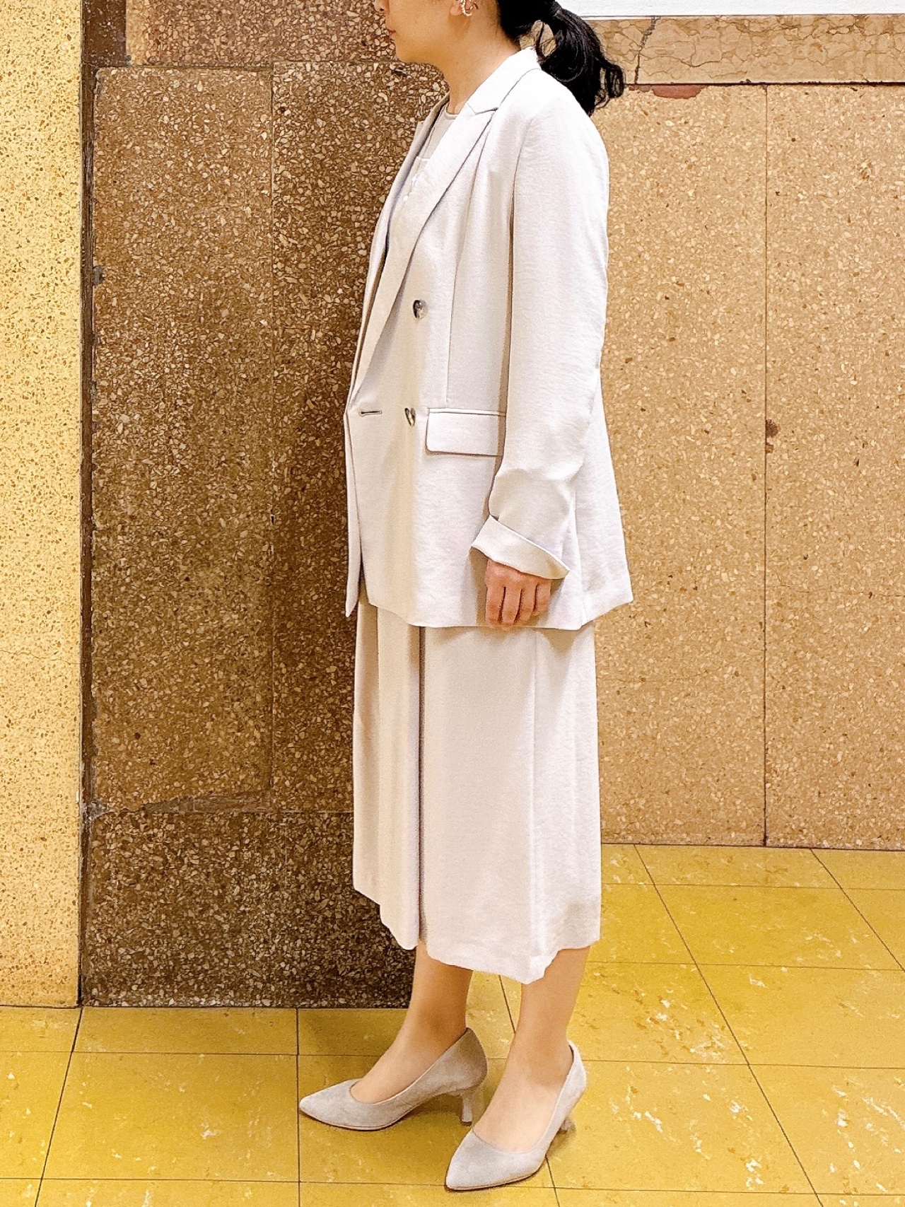 hattoriさんの「INDIVI｜【洗える／多機能／SETUP可】着る日傘ダブルジャケット」を使ったコーディネート