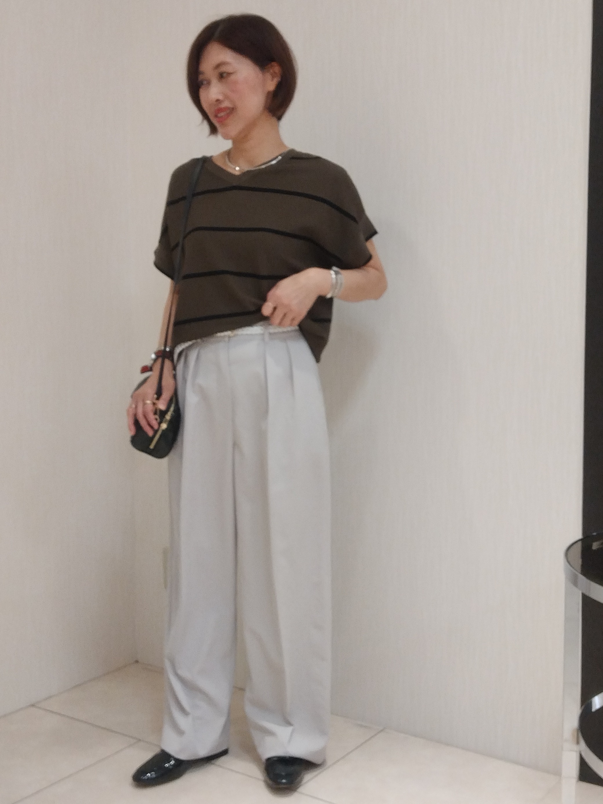 u&minus;macoさんの「UNTITLED｜【11色展開/体型カバー】前後2WAYフレンチスリーブニット」を使ったコーディネート