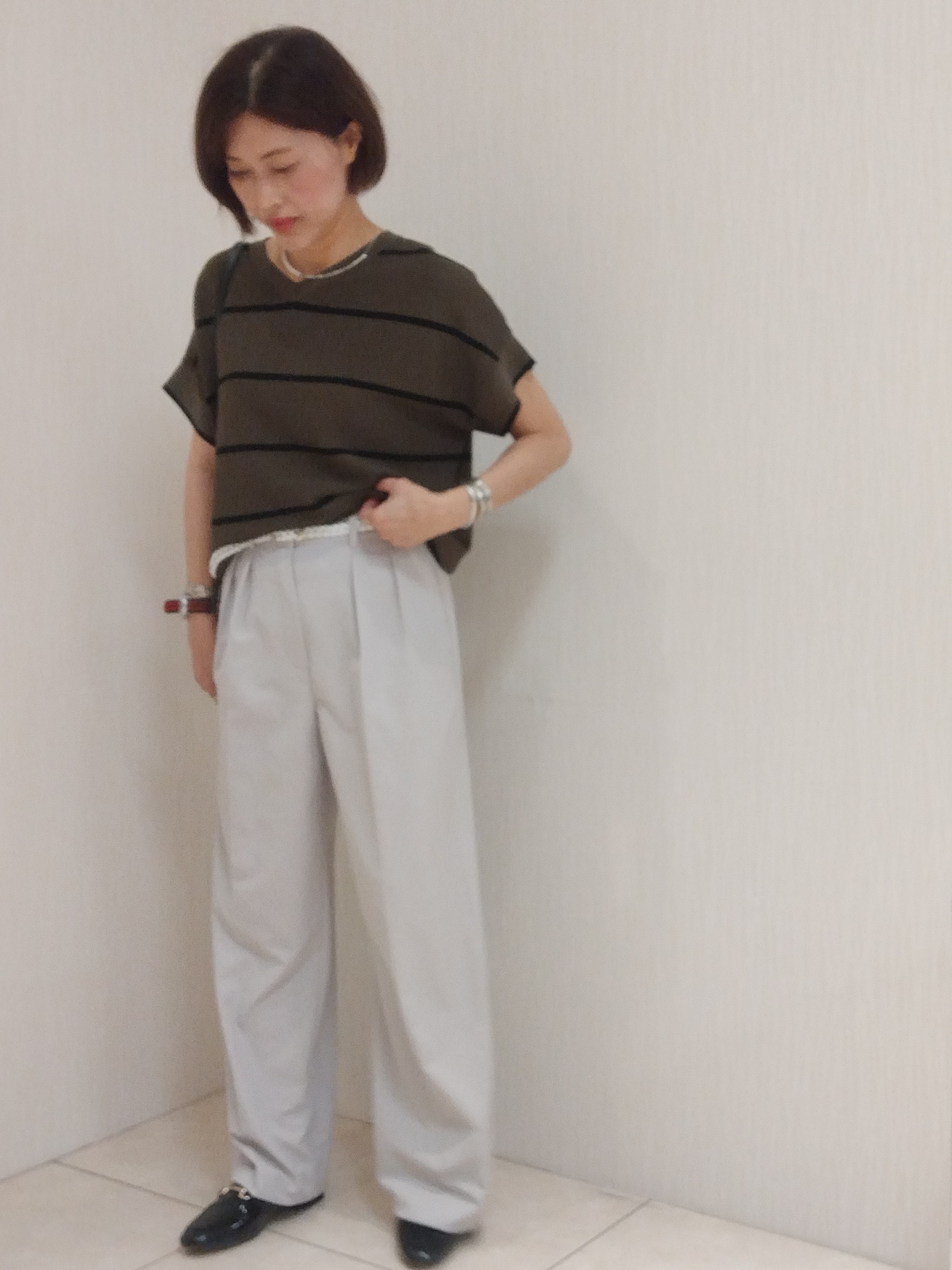 u&minus;macoさんの「UNTITLED｜【11色展開/体型カバー】前後2WAYフレンチスリーブニット」を使ったコーディネート